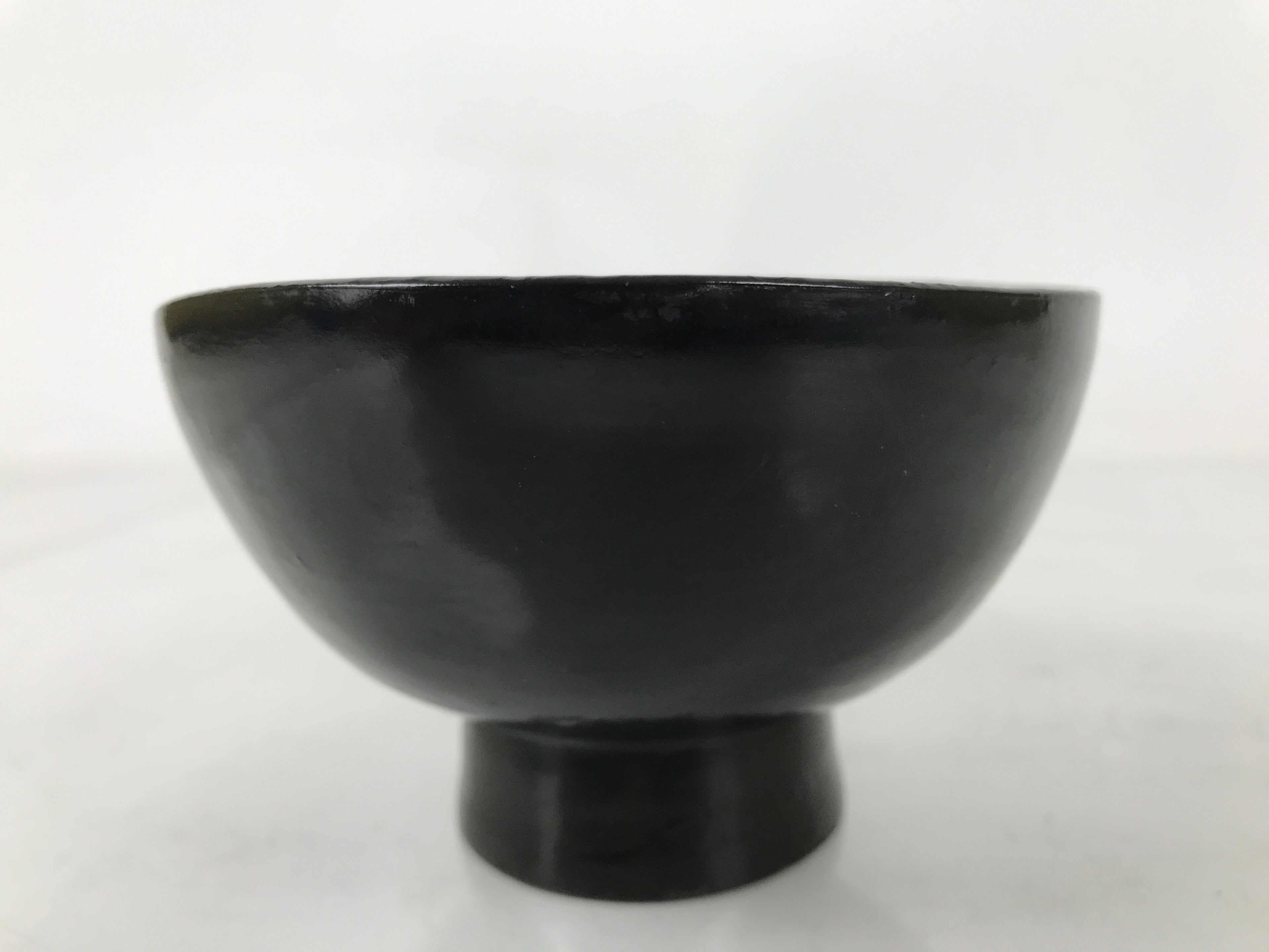 Japanese Lacquered Wooden Lidded Bowl Owan Vtg Rice Soup Dish Black Red LB129