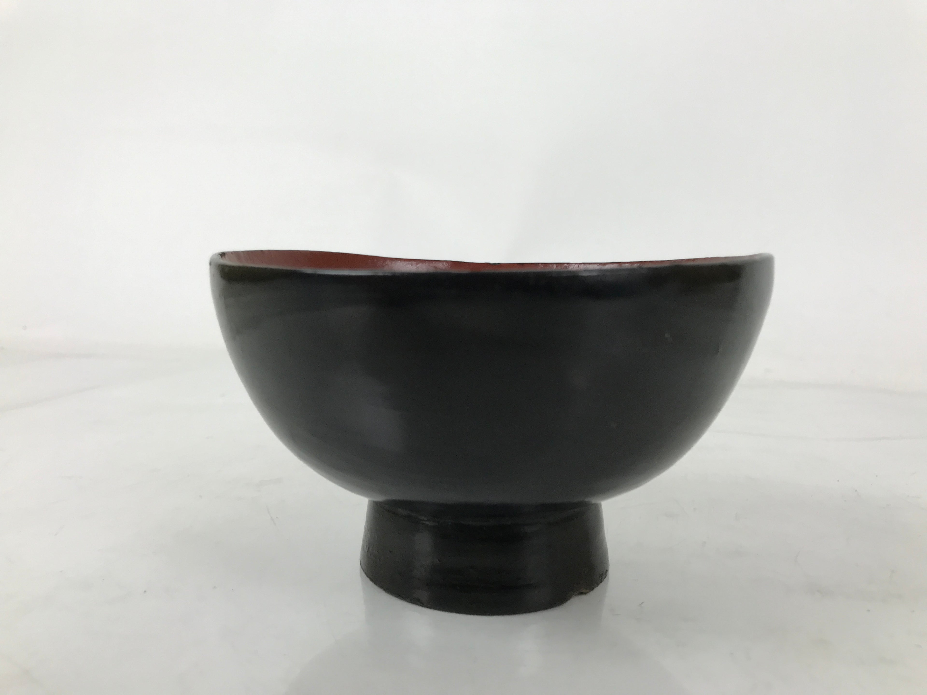 Japanese Lacquered Wooden Lidded Bowl Owan Vtg Rice Soup Dish Black Red LB129