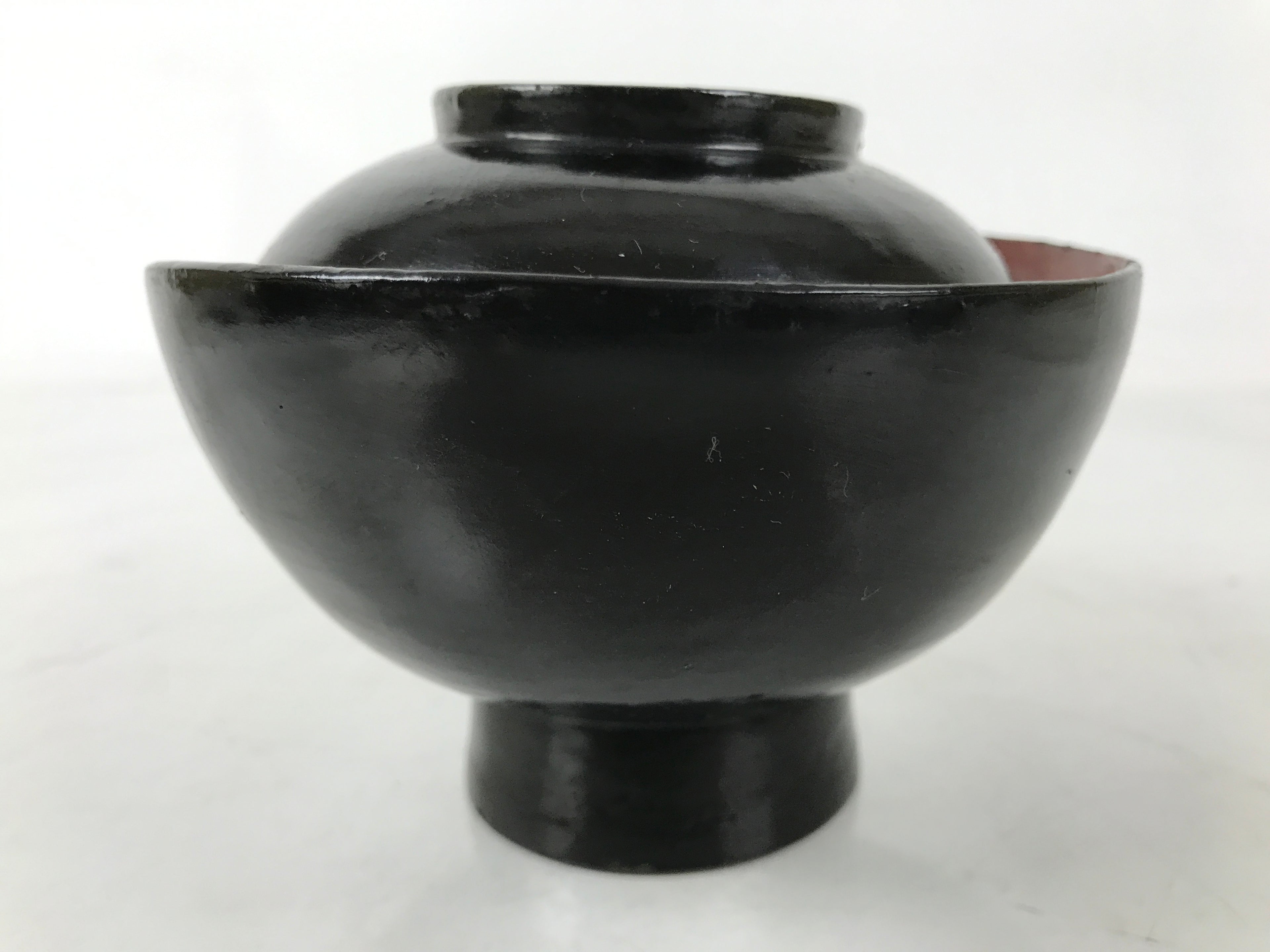 Japanese Lacquered Wooden Lidded Bowl Owan Vtg Rice Soup Dish Black Red LB129