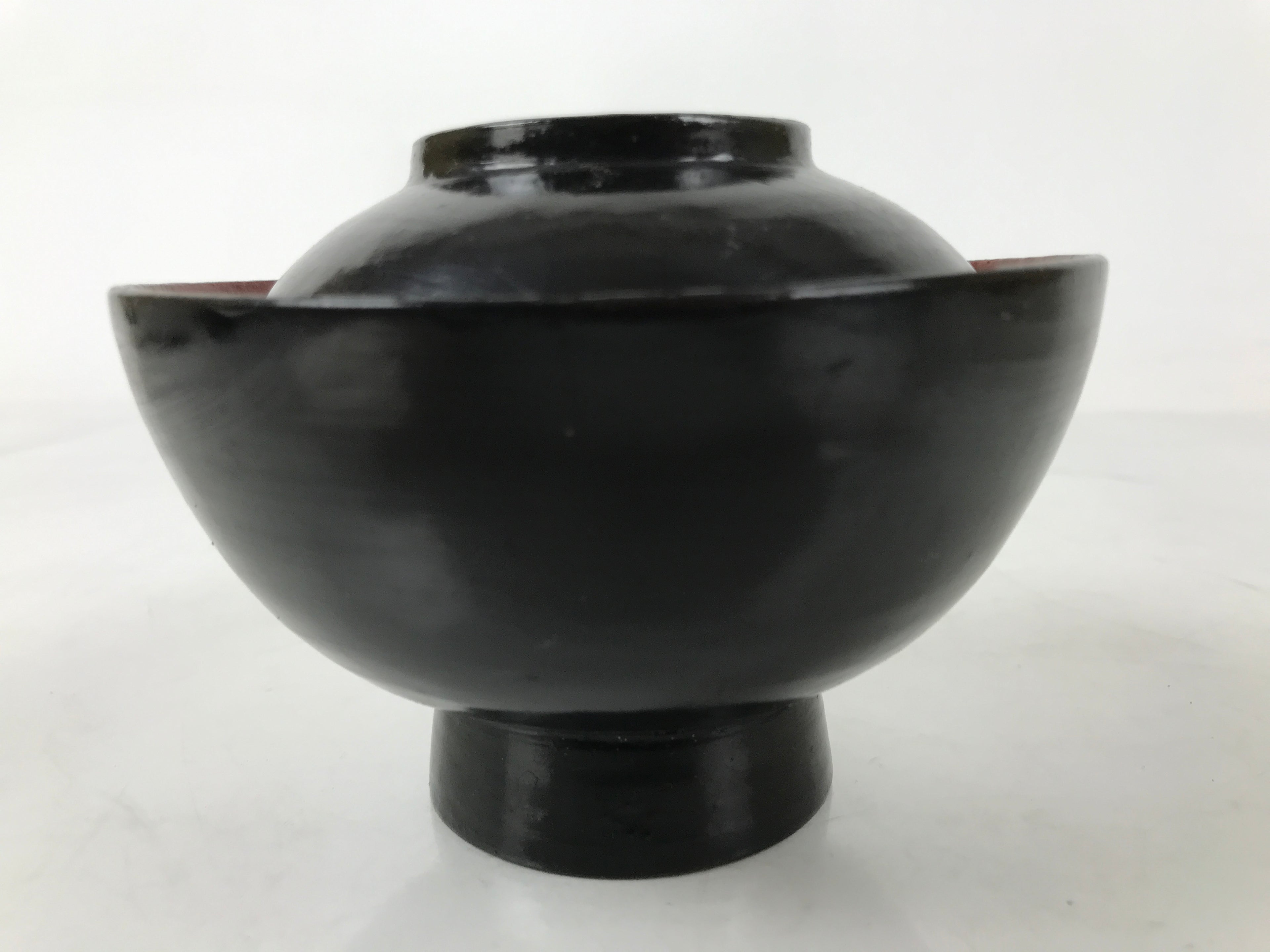 Japanese Lacquered Wooden Lidded Bowl Owan Vtg Rice Soup Dish Black Red LB130