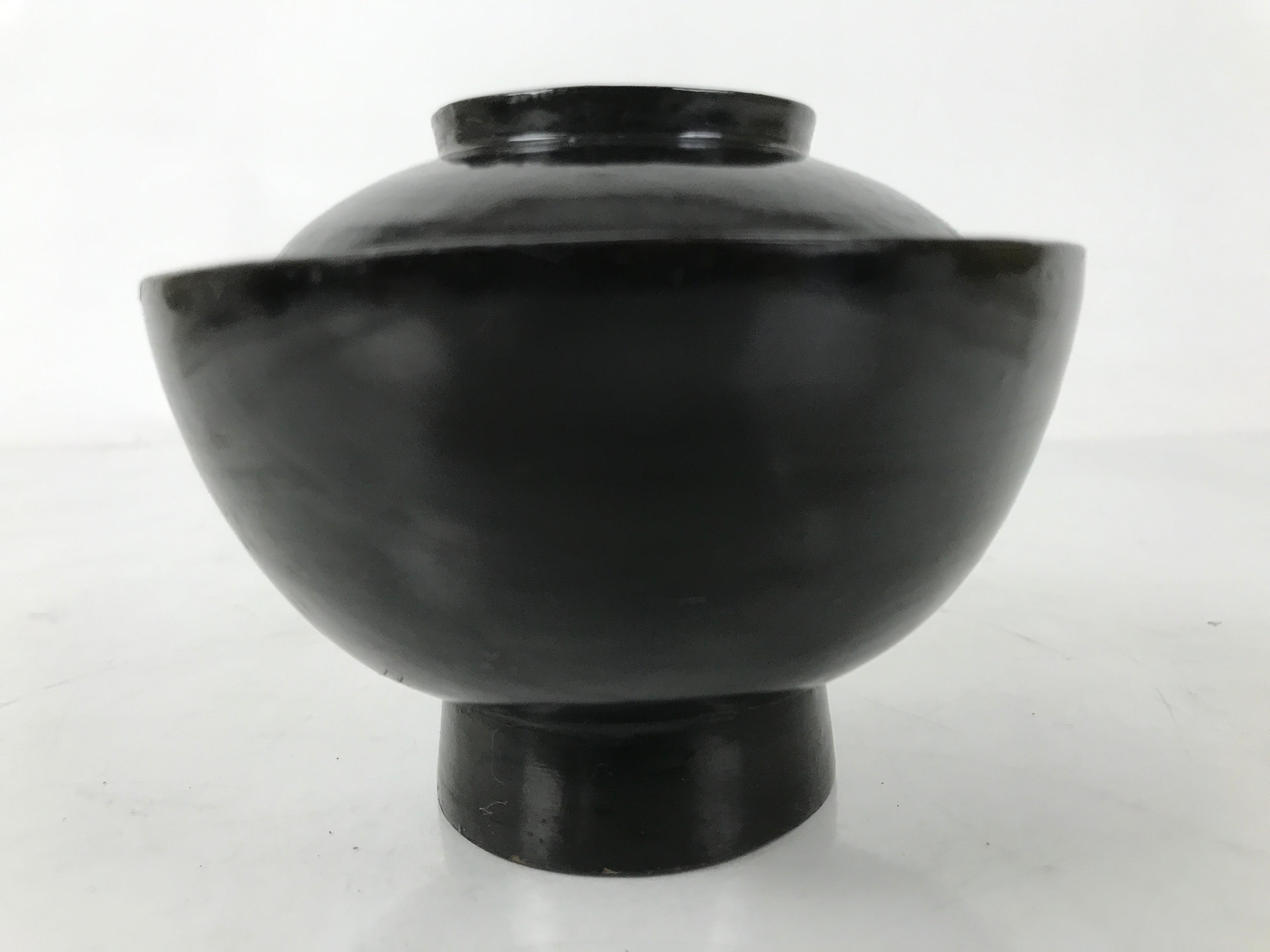 Japanese Lacquered Wooden Lidded Bowl Owan Vtg Rice Soup Dish Black Red LB131