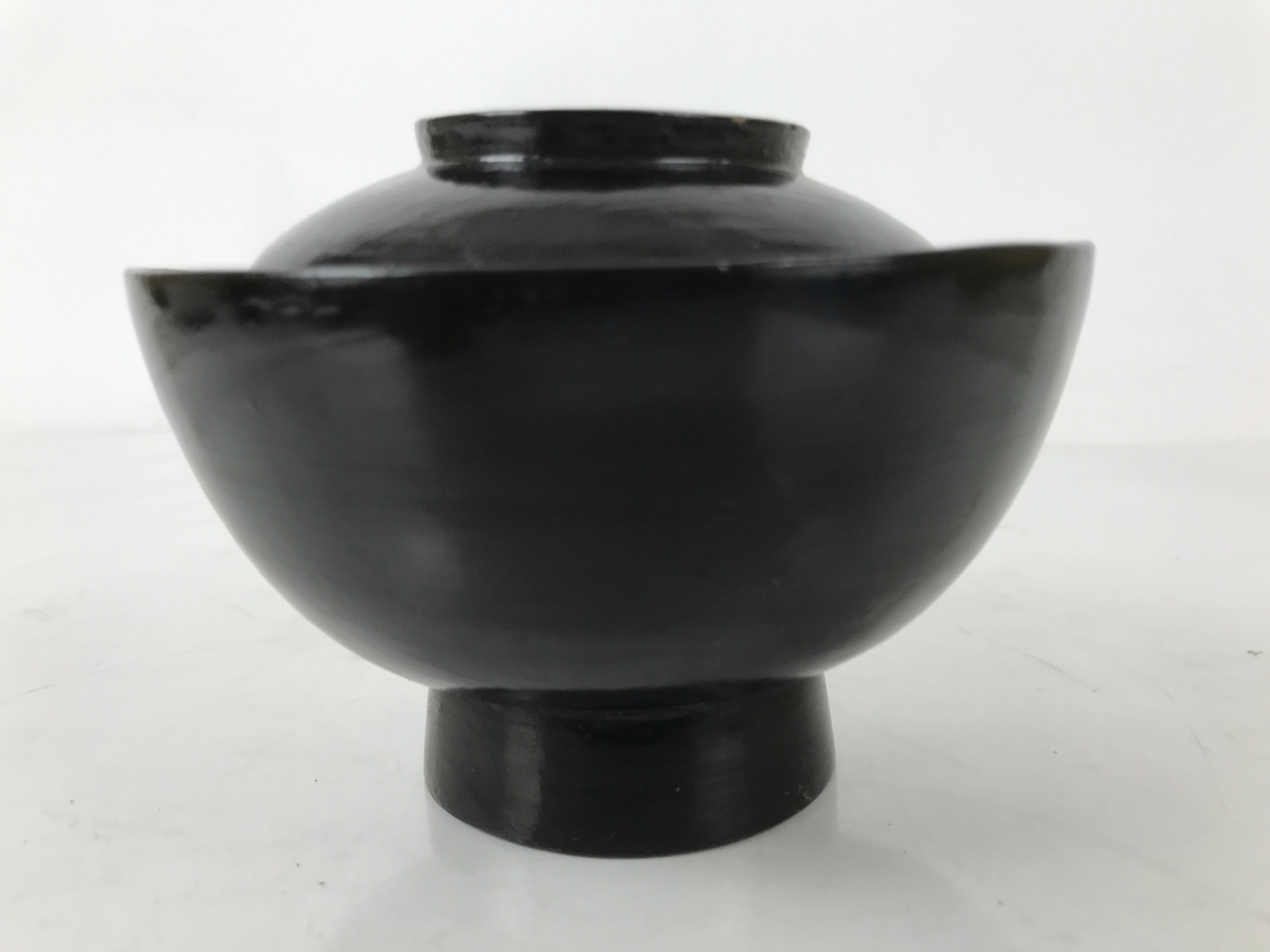 Japanese Lacquered Wooden Lidded Bowl Owan Vtg Rice Soup Dish Black Red LB131