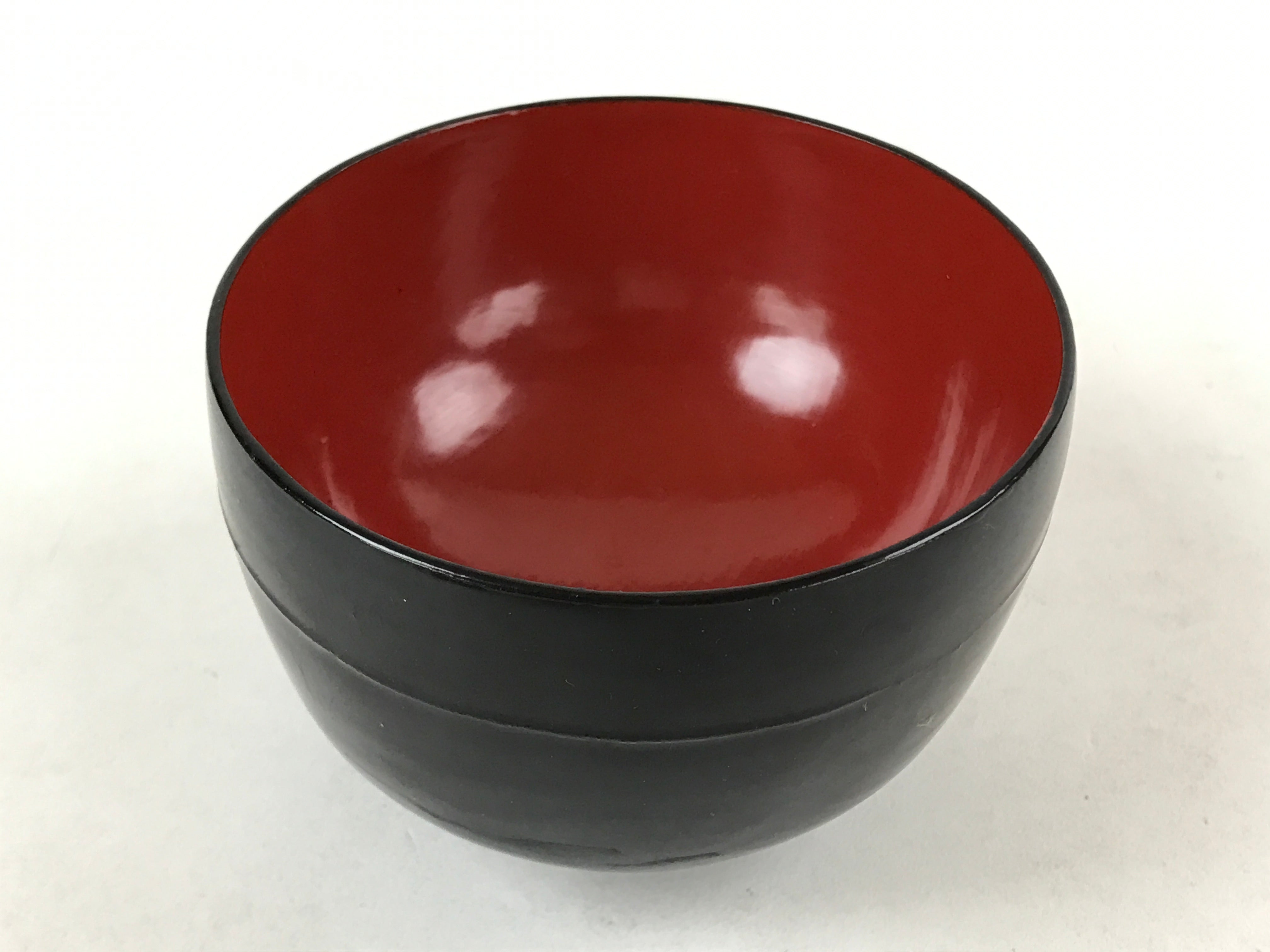 Japanese Lacquered Wooden Lidded Bowl Owan Vtg Rice Soup Dish Red Black LB102