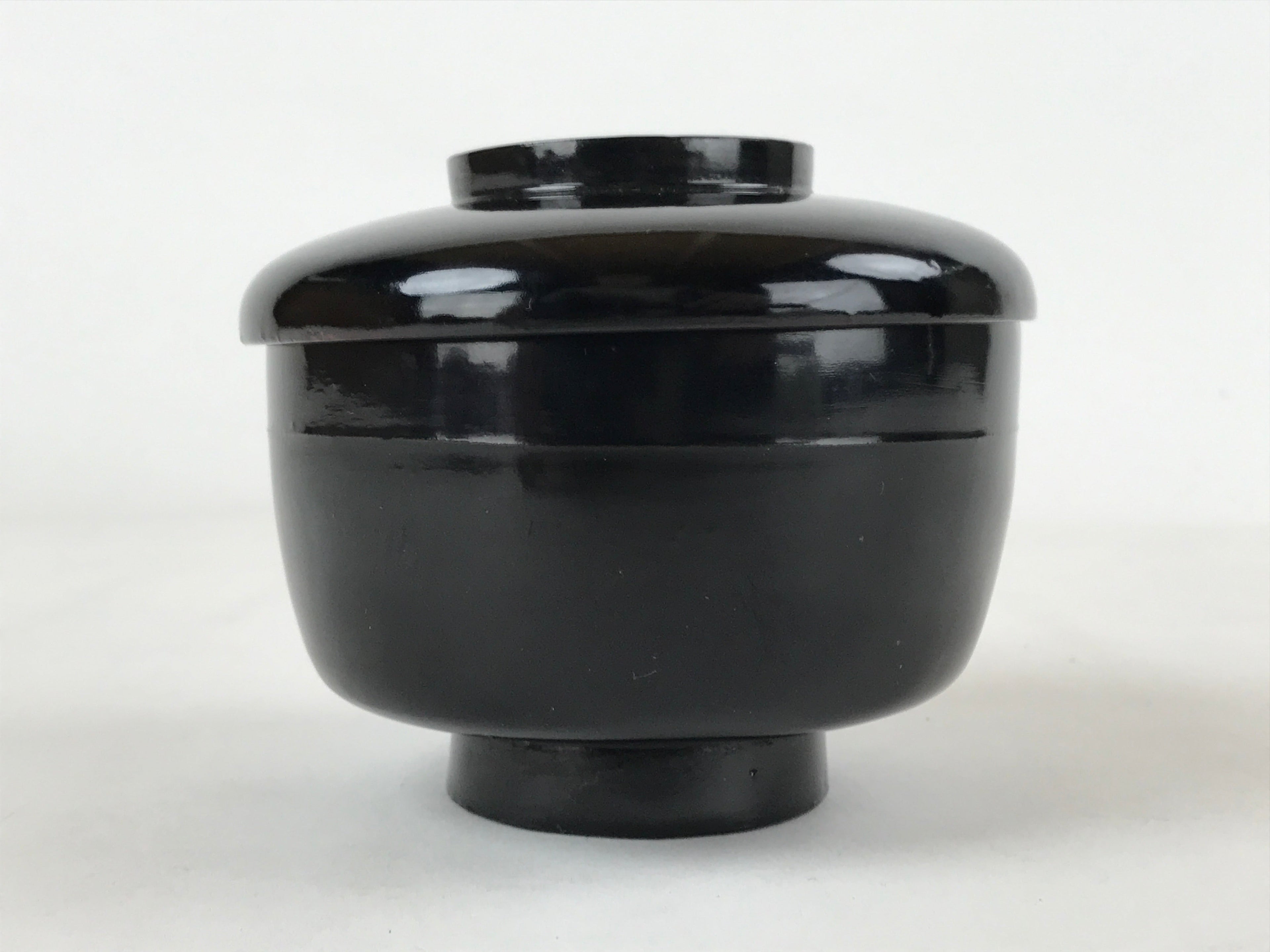 Japanese Lacquered Wooden Lidded Bowl Owan Vtg Rice Soup Dish Red Black LB103