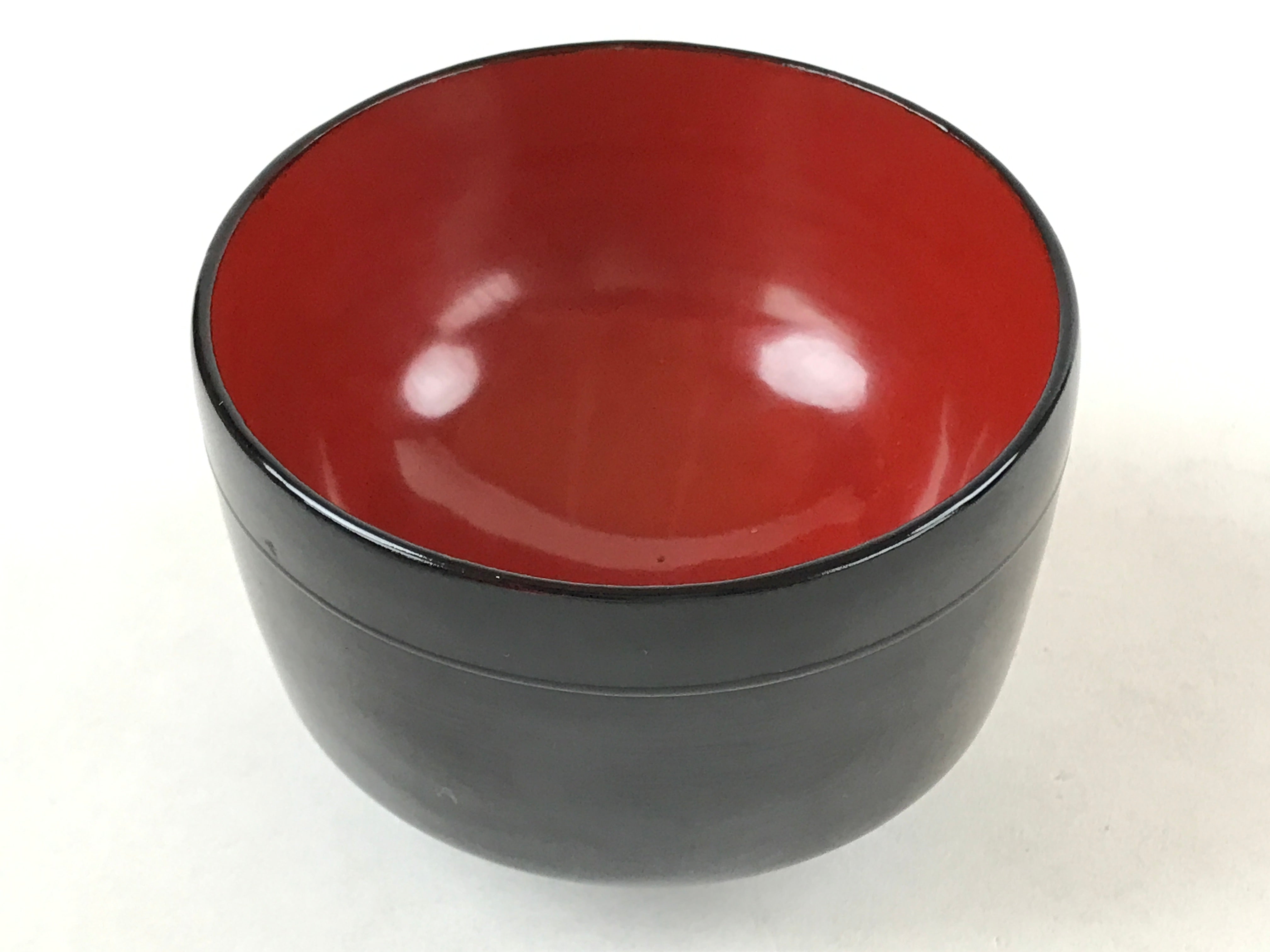 Japanese Lacquered Wooden Lidded Bowl Owan Vtg Rice Soup Dish Red Black LB88