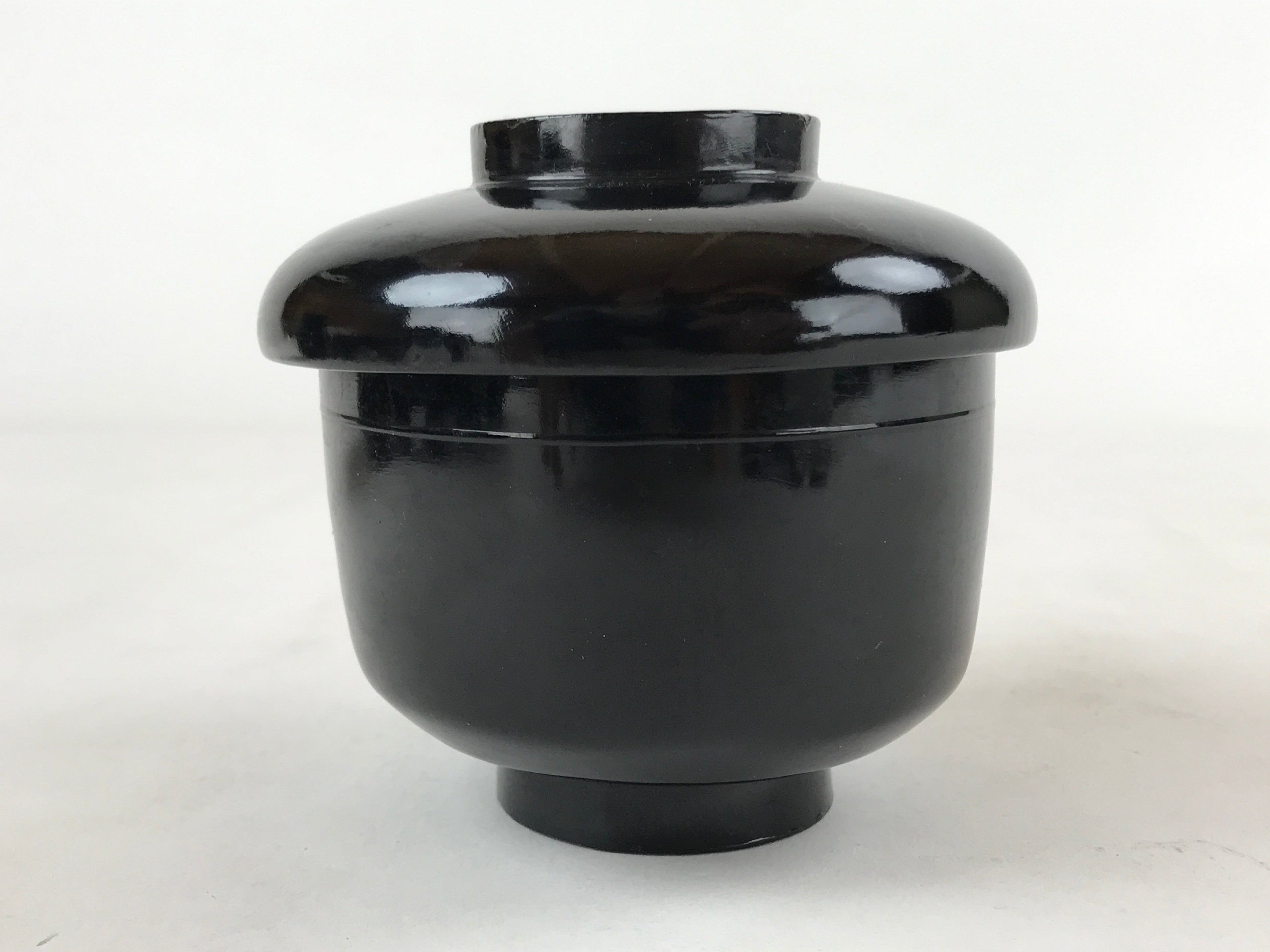 Japanese Lacquered Wooden Lidded Bowl Owan Vtg Rice Soup Dish Red Black LB95