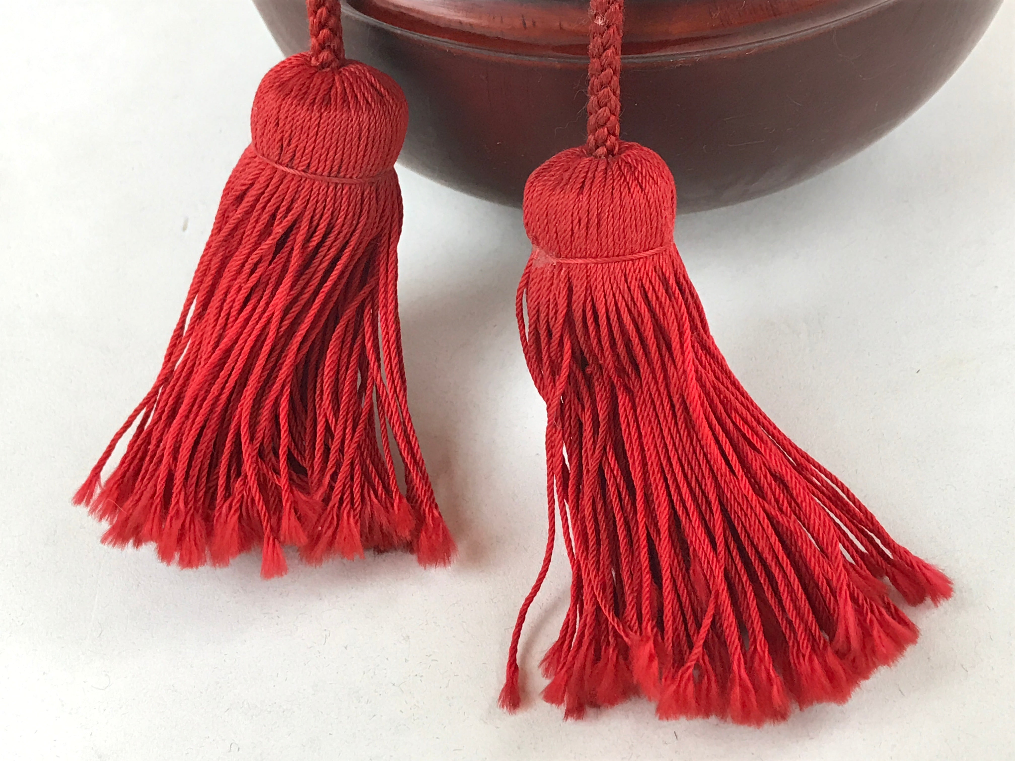 Japanese Lacquered Wooden Shinto Prayer Bell Suzu Vtg Red Tassels Brown BA243