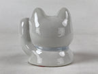 Japanese Maneki-Neko Lucky Cat Smiling Face Figurine Vtg Ceramic Blue BD939