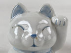 Japanese Maneki-Neko Lucky Cat Smiling Face Figurine Vtg Ceramic Blue BD939