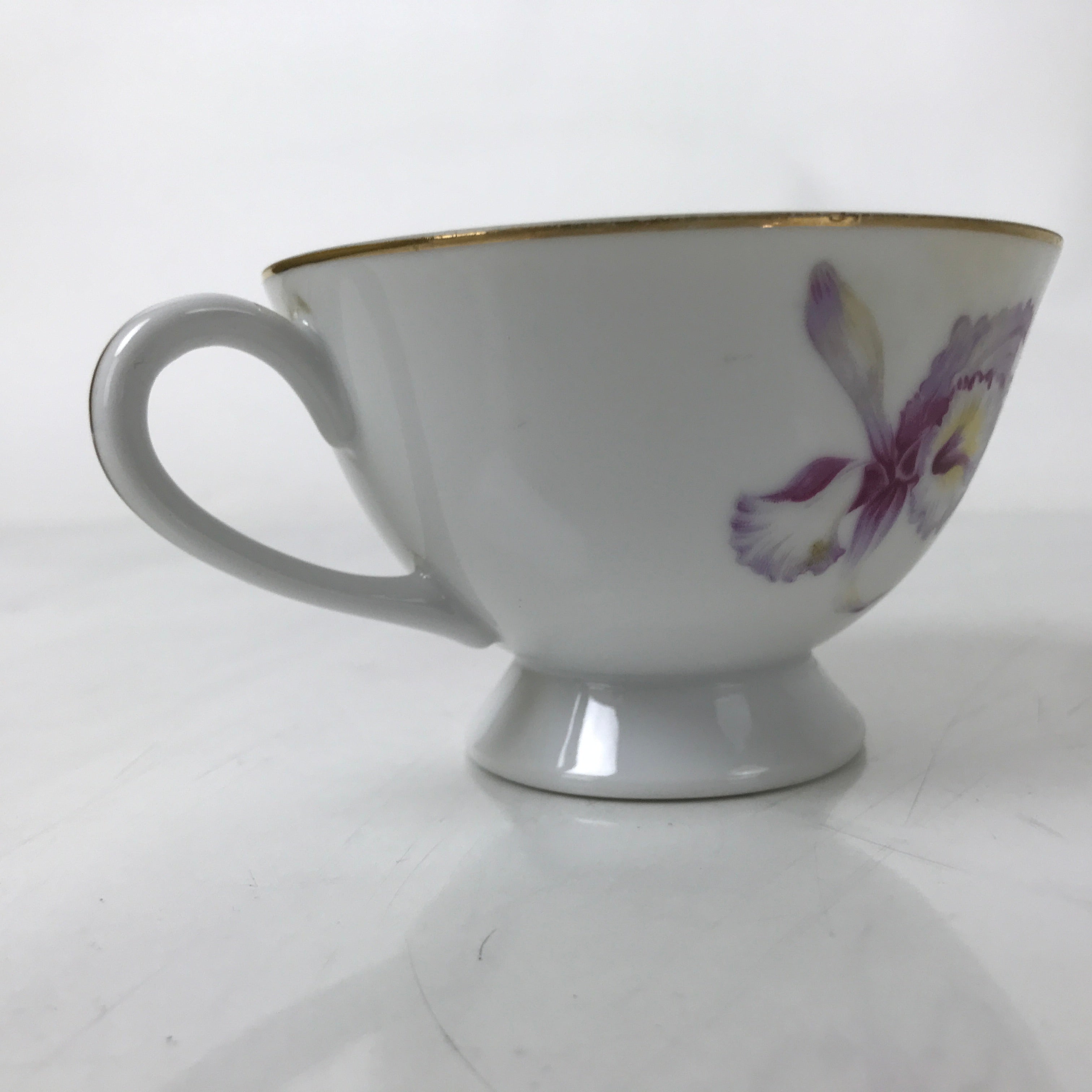 Japanese Meito Porcelain Western Teacup Vtg Iris Flower Pink Purple TC530