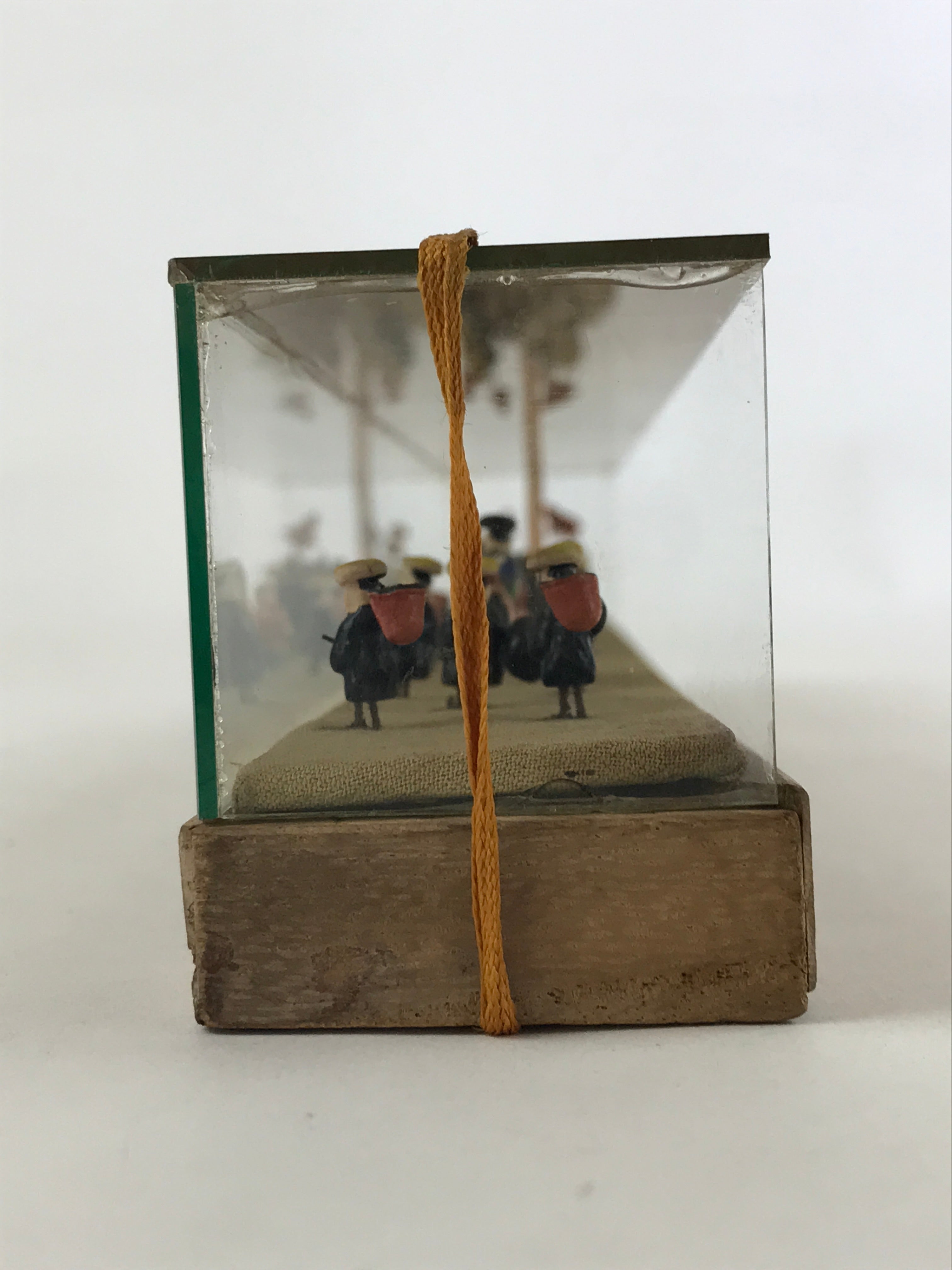 Japanese Metal Dolls Figurines Glass Case Vtg Daimyo Procession Horses BD934