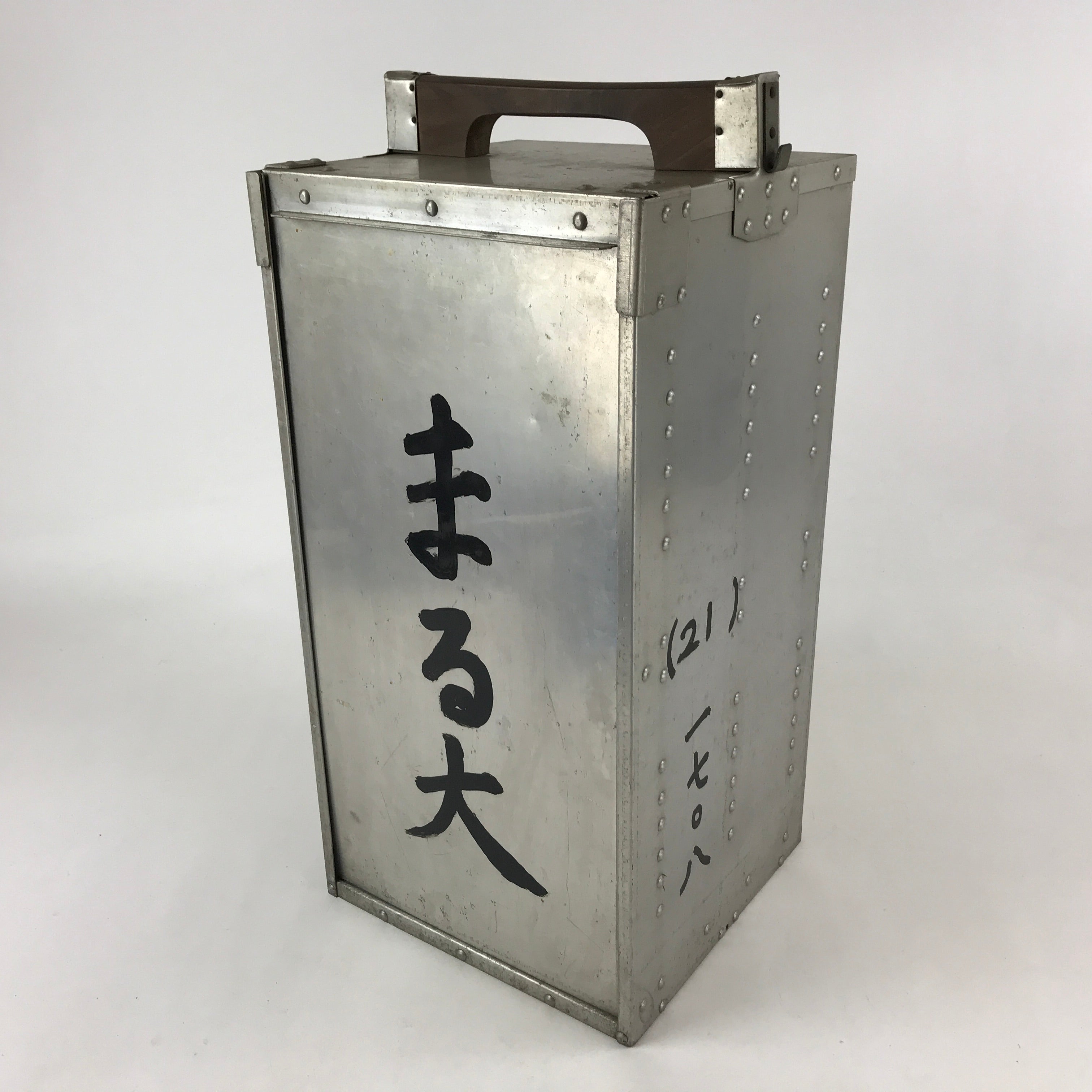Japanese Metal Restaurant Delivery Box Vtg Wood Handle Shelves Ramen JK602