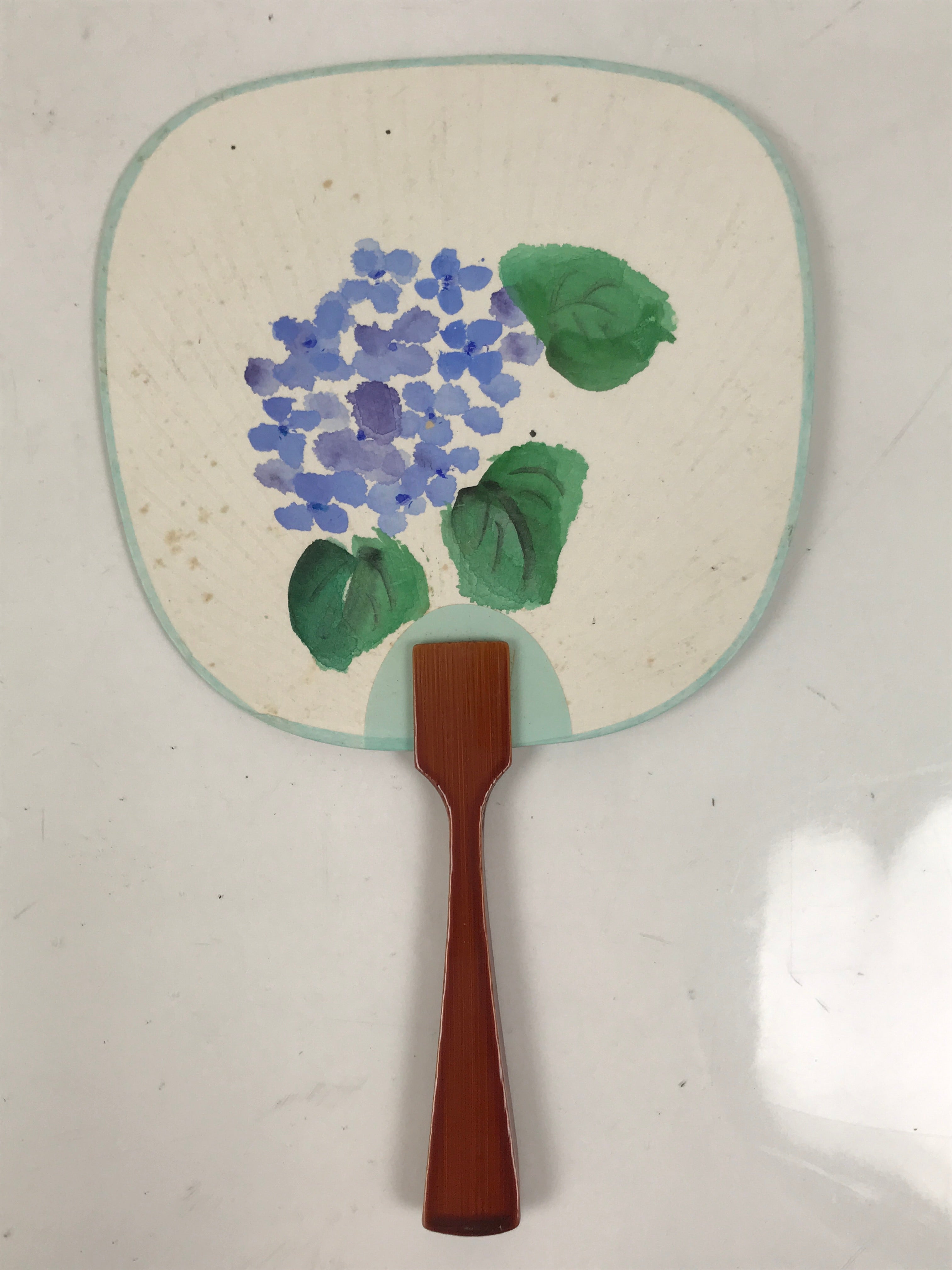 Japanese Miniature Paper Fan Uchiwa Vtg Lacquer Handle Purple Hydrangea U192