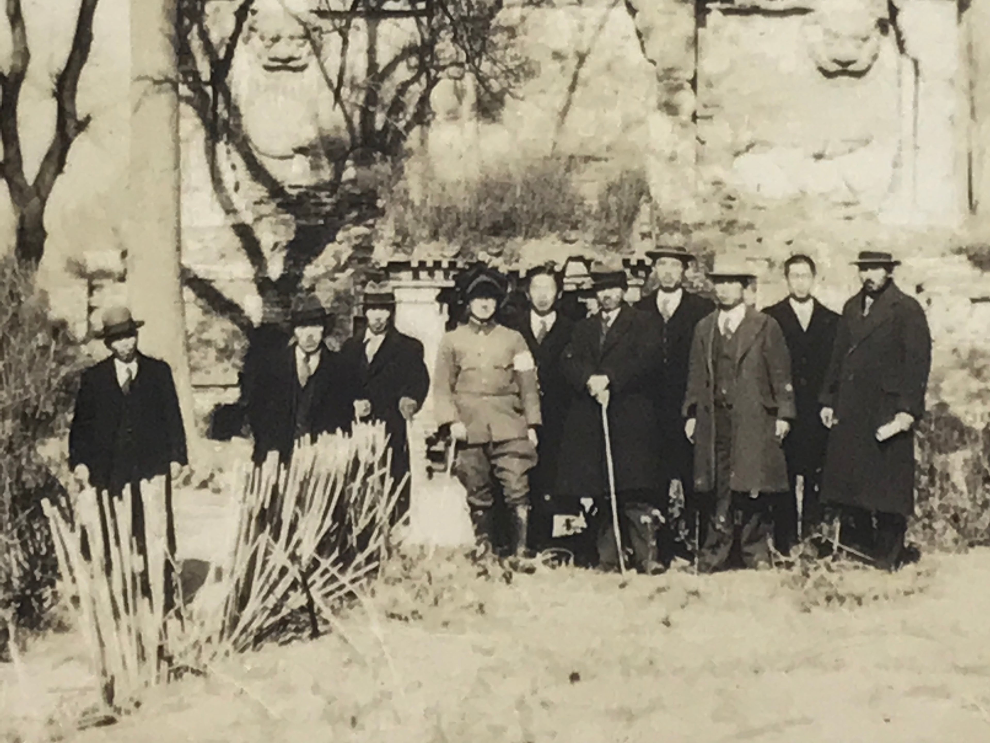 Japanese Mukden Lama Temple China Travel Group Photograph Vtg Sepia Tone PH189