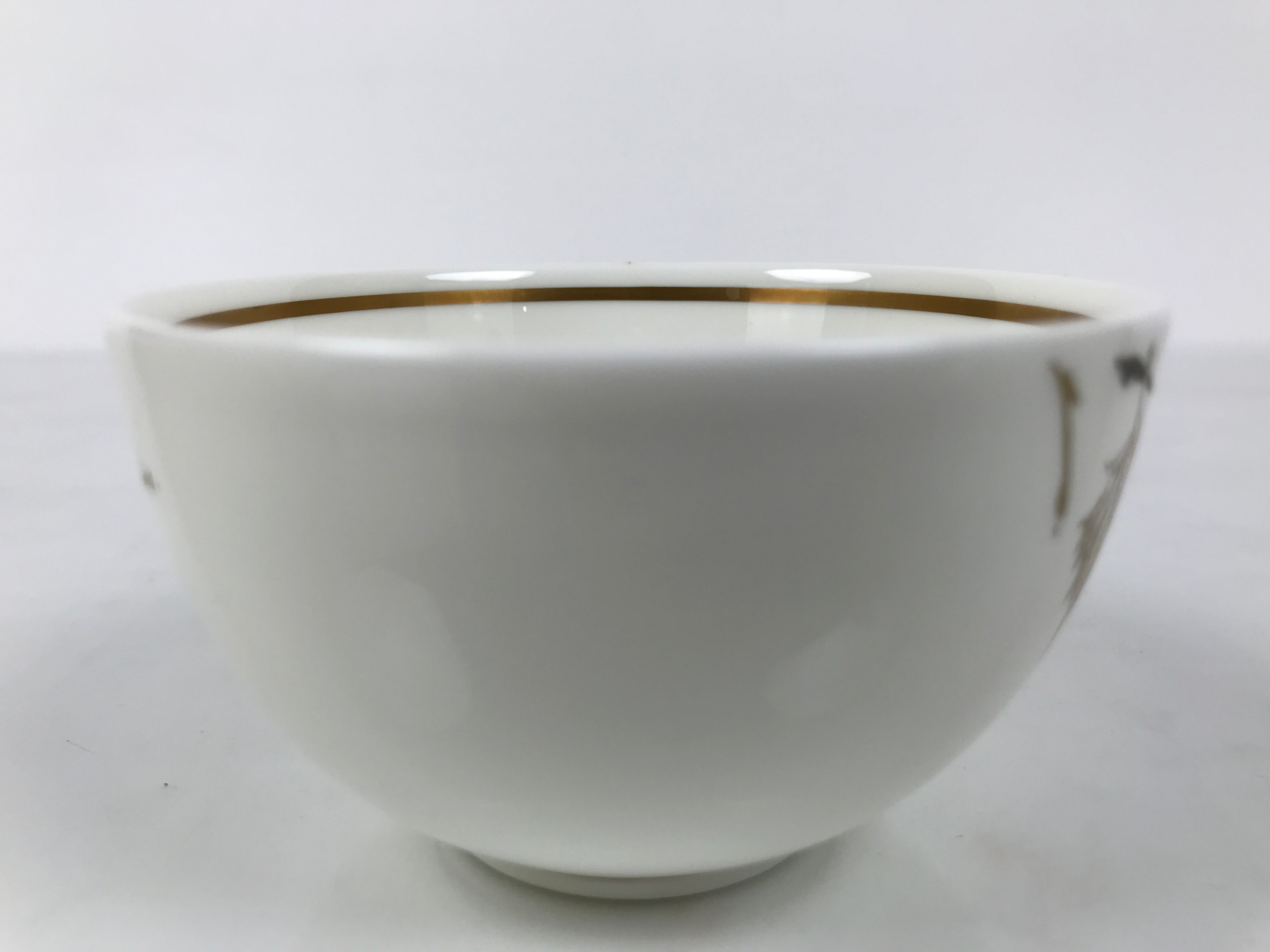 Japanese Narumi Porcelain Yunomi Teacup Pottery Vtg White Brown Gold Leaf TC615