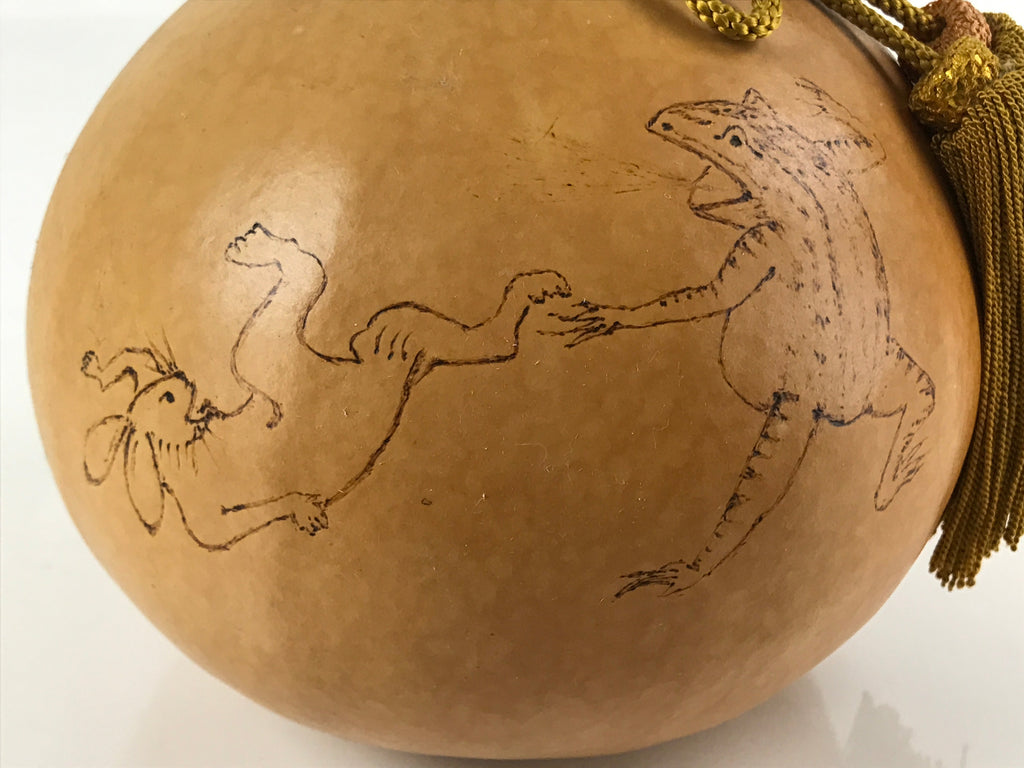 Japanese Natural Hyotan Gourd Vtg Sake Bottle Charm Frog Rabbit Lidded G261