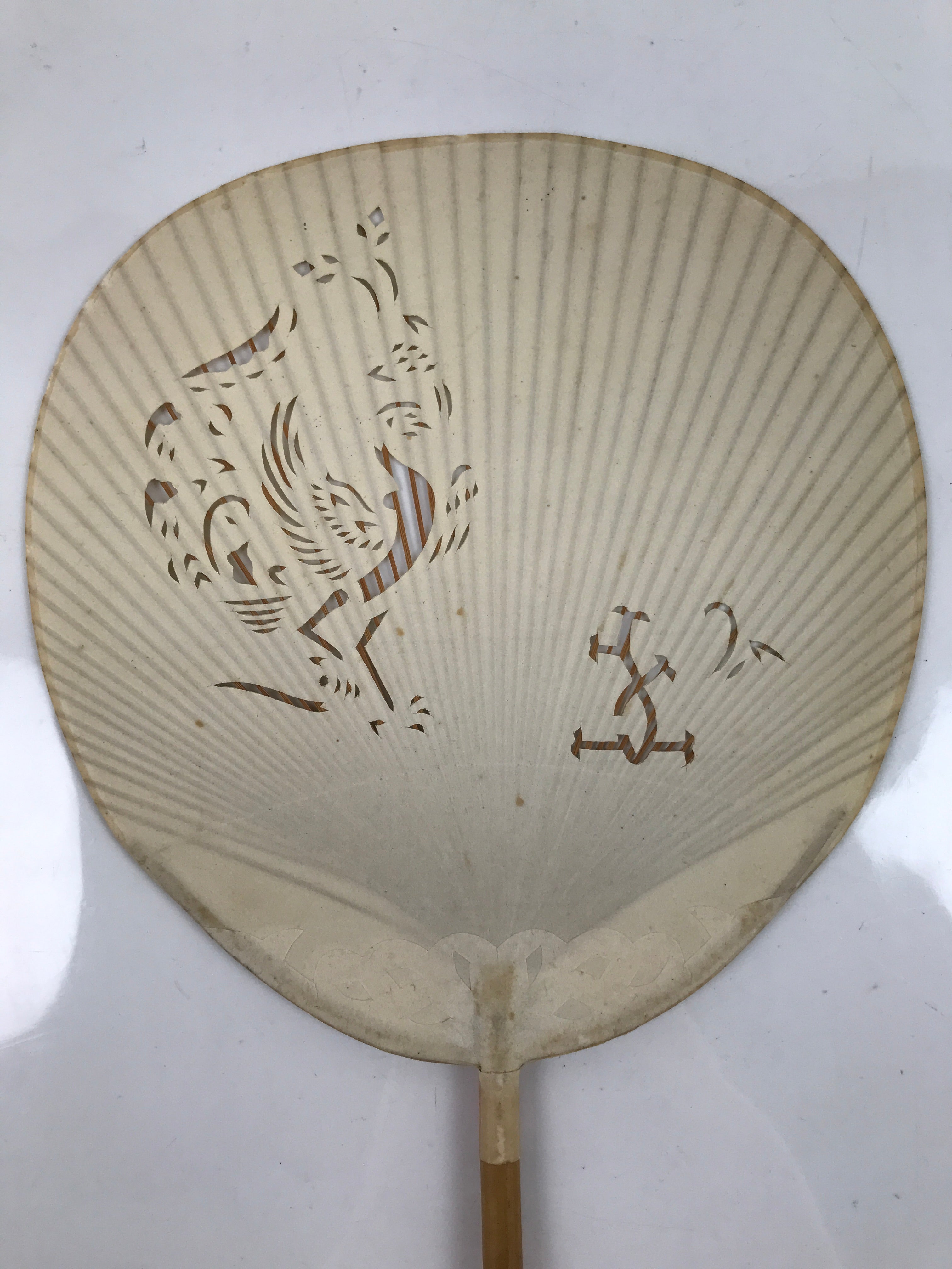 Japanese Paper Fan Uchiwa Vtg Bamboo Frame Zodiac Rooster Cutout White U167