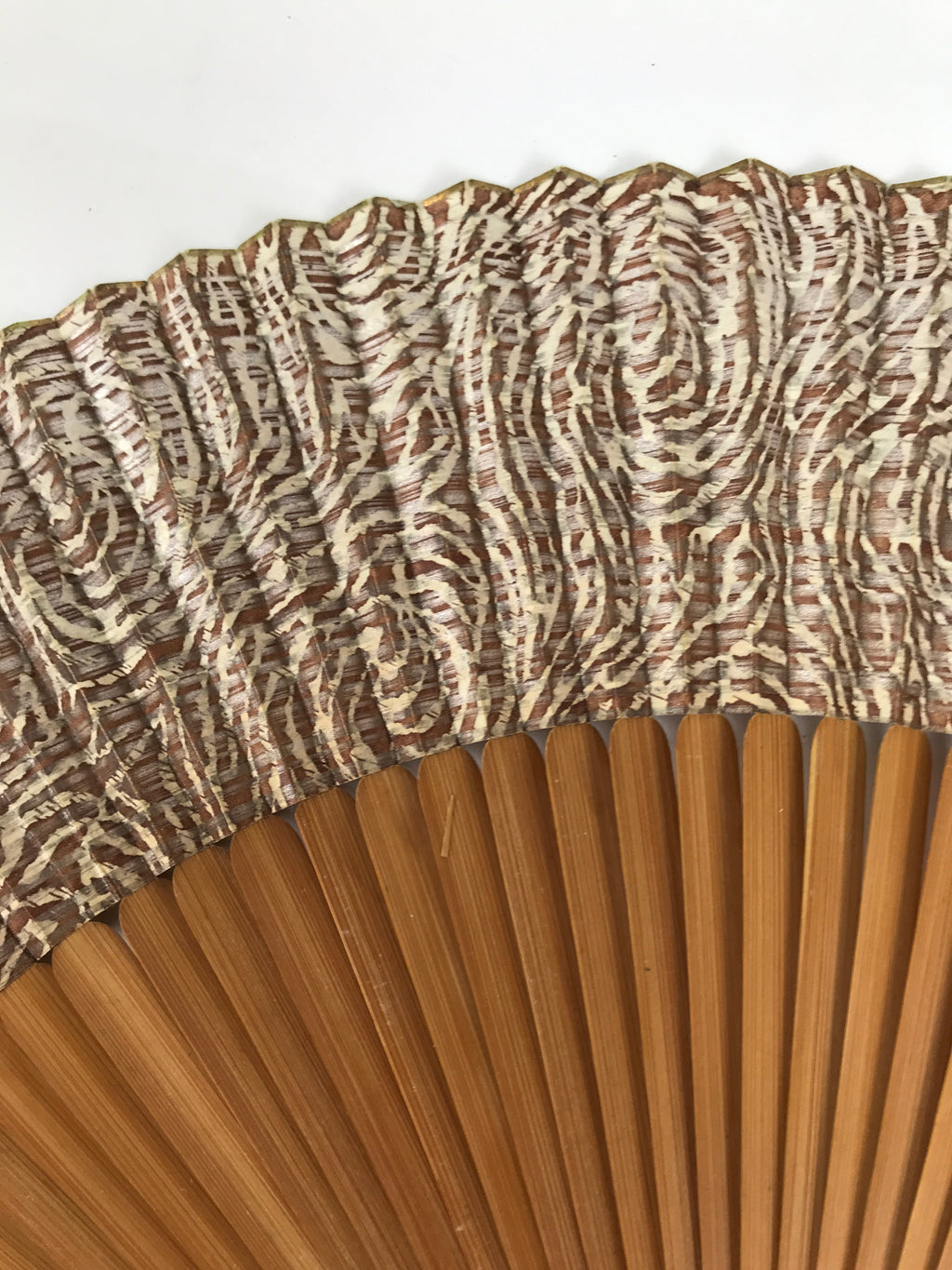 Japanese Paper Folding Fan Sensu Bamboo Frame Brown Silver Floral Swirl 4D898