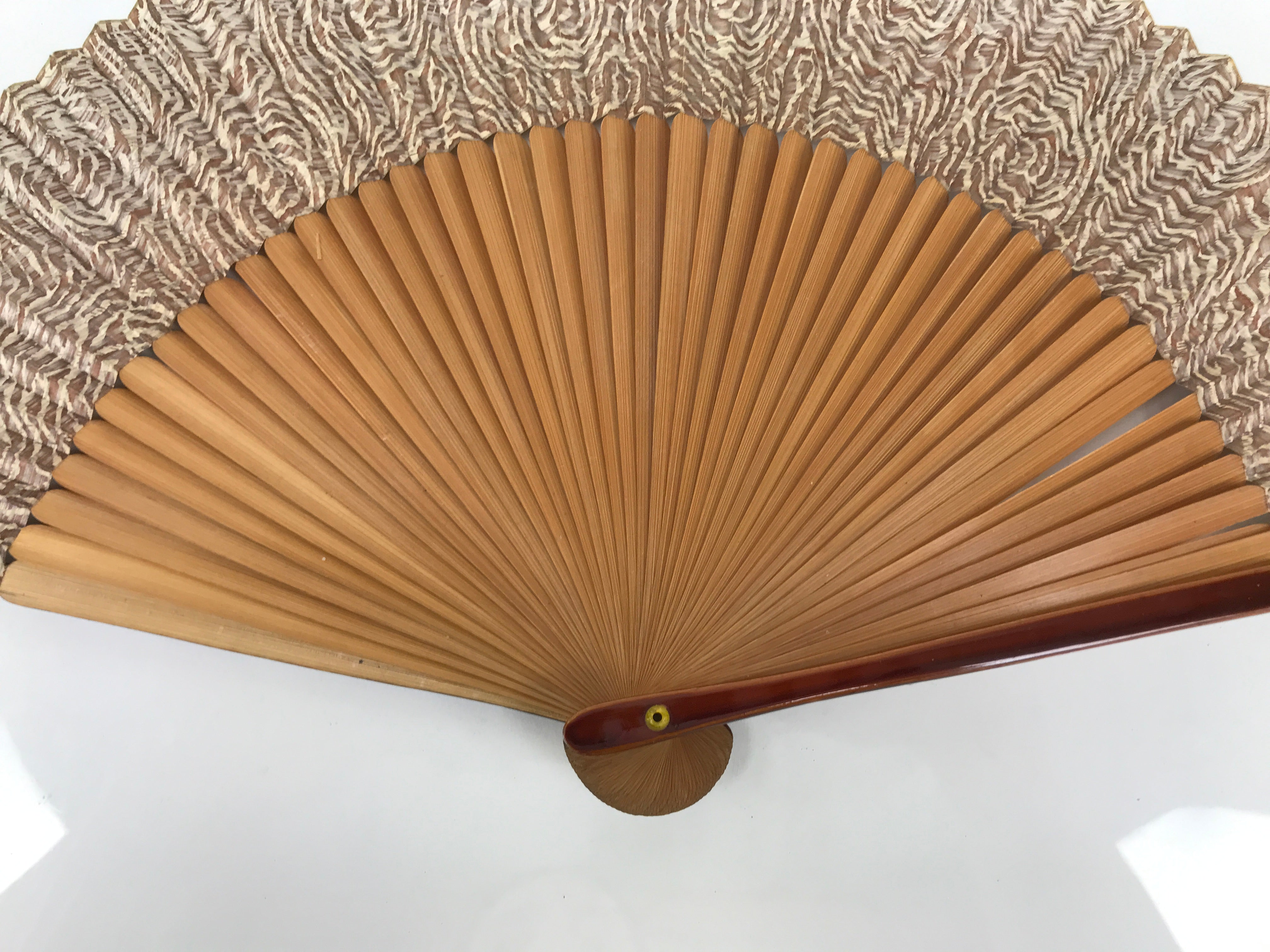 Japanese Paper Folding Fan Sensu Bamboo Frame Brown Silver Floral Swirl 4D898