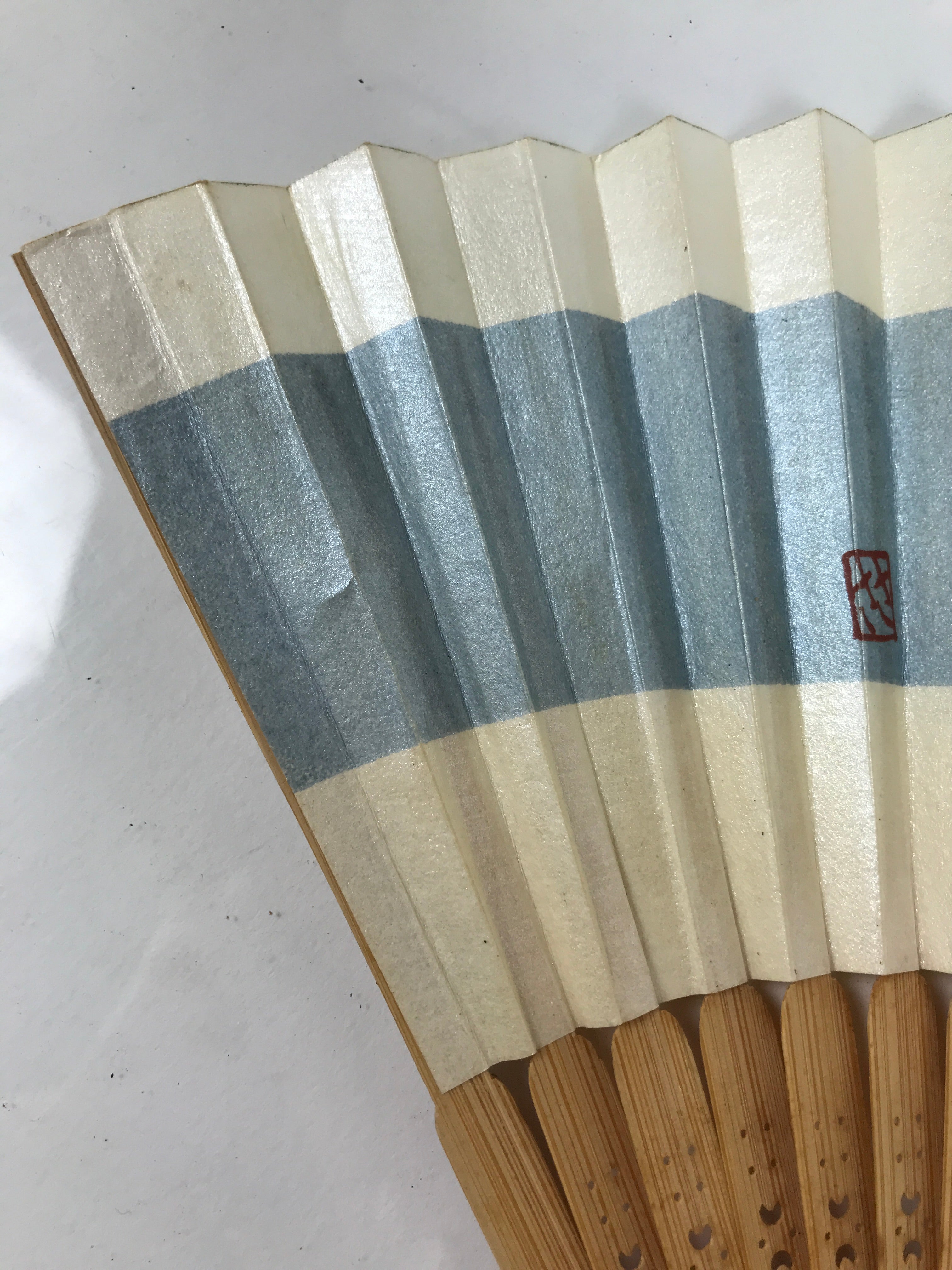 Japanese Paper Folding Fan Sensu Vtg Bamboo Frame Beige Blue Stripe Insect 4D911