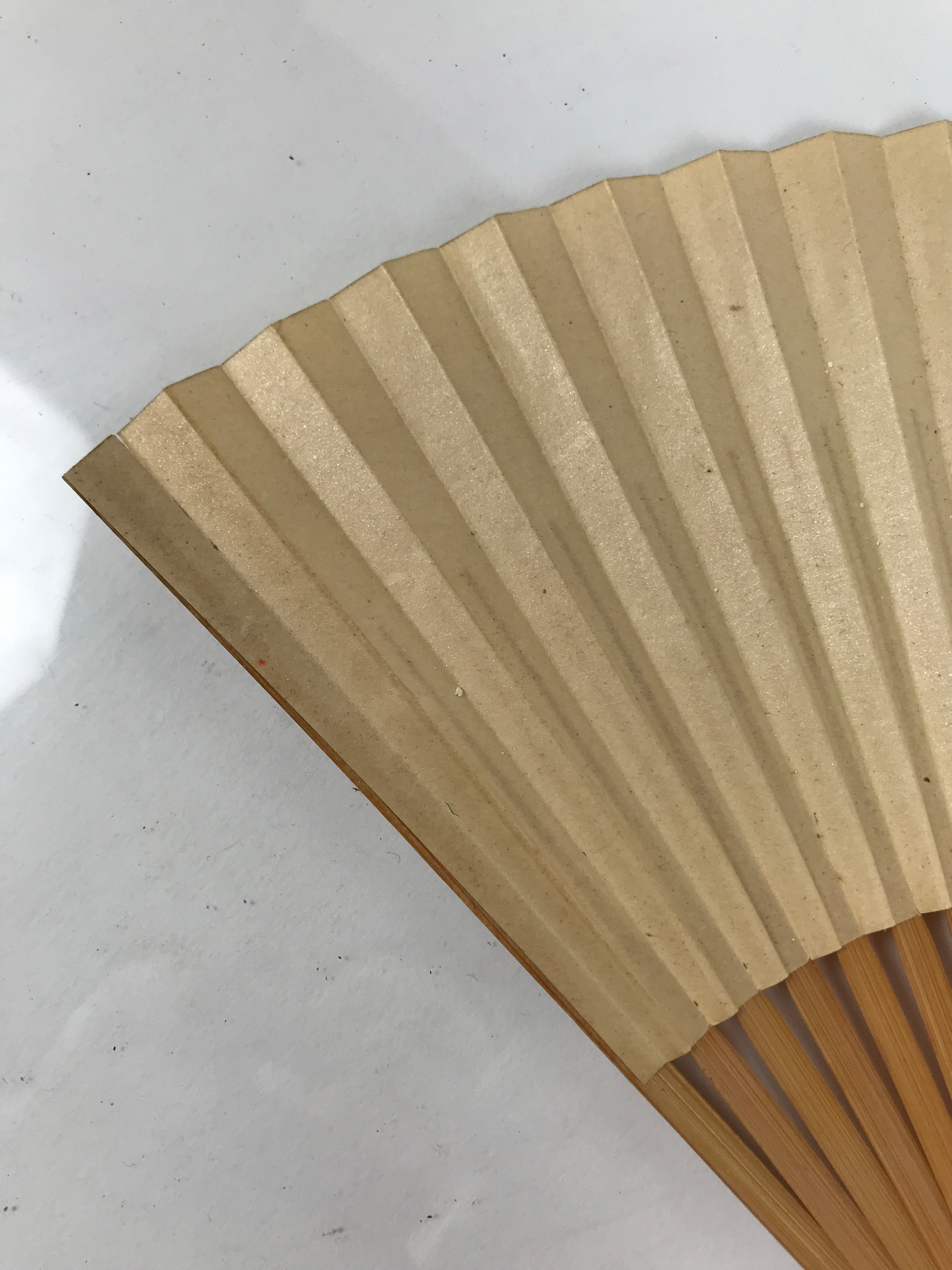 Japanese Paper Folding Fan Sensu Vtg Bamboo Frame Beige Pink Gold Design 4D910