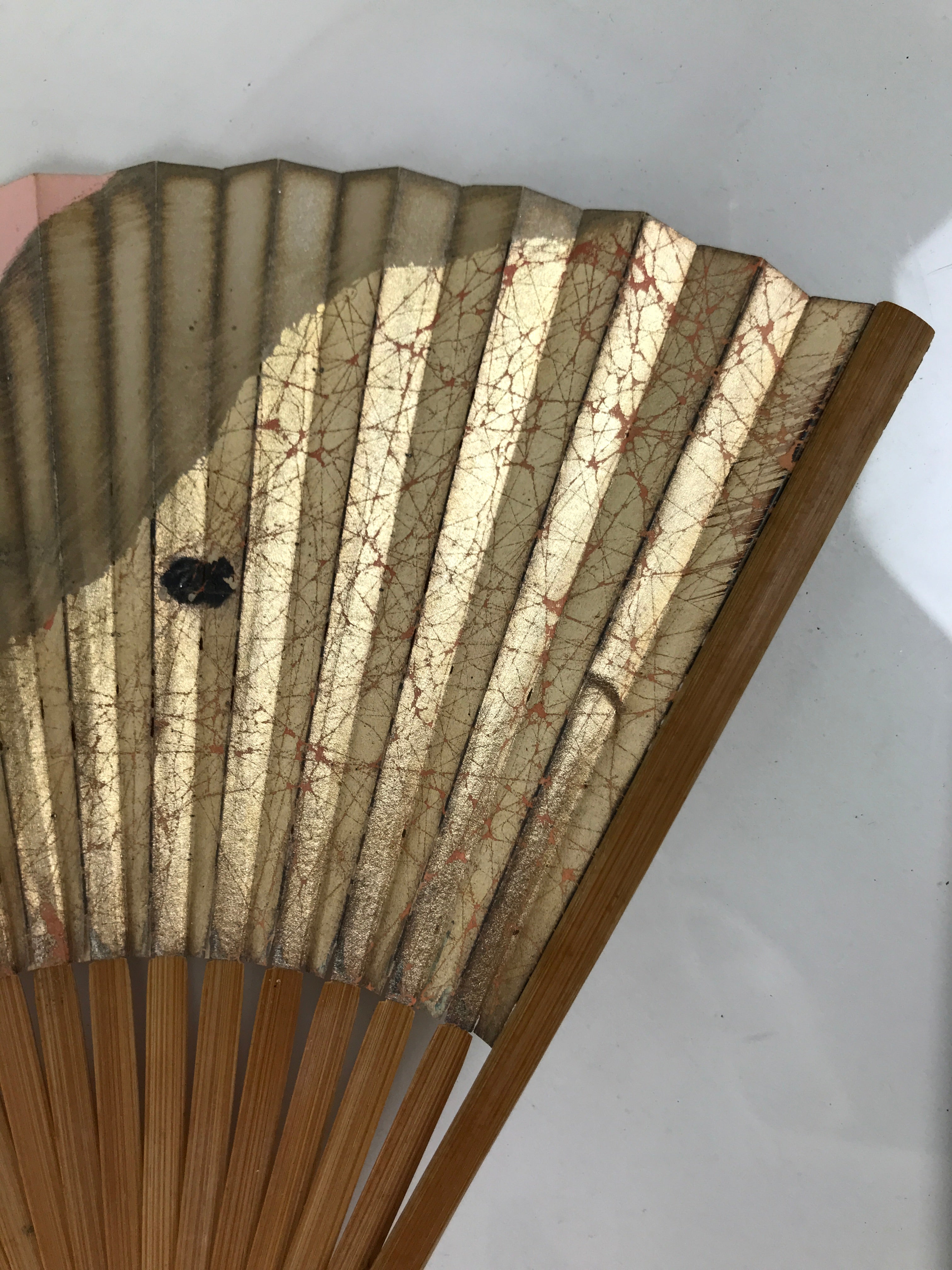 Japanese Paper Folding Fan Sensu Vtg Bamboo Frame Beige Pink Gold Design 4D910