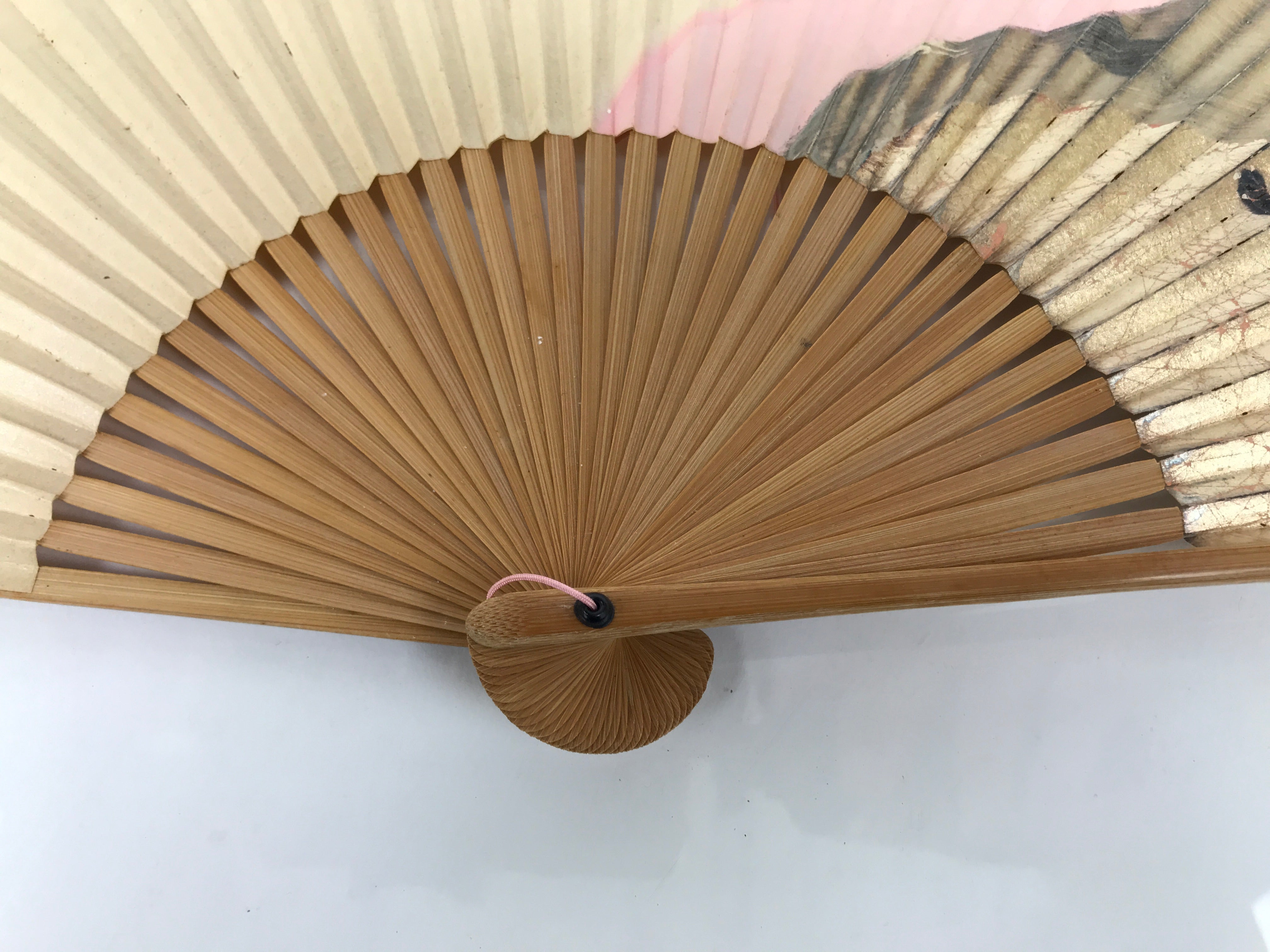 Japanese Paper Folding Fan Sensu Vtg Bamboo Frame Beige Pink Gold Design 4D910