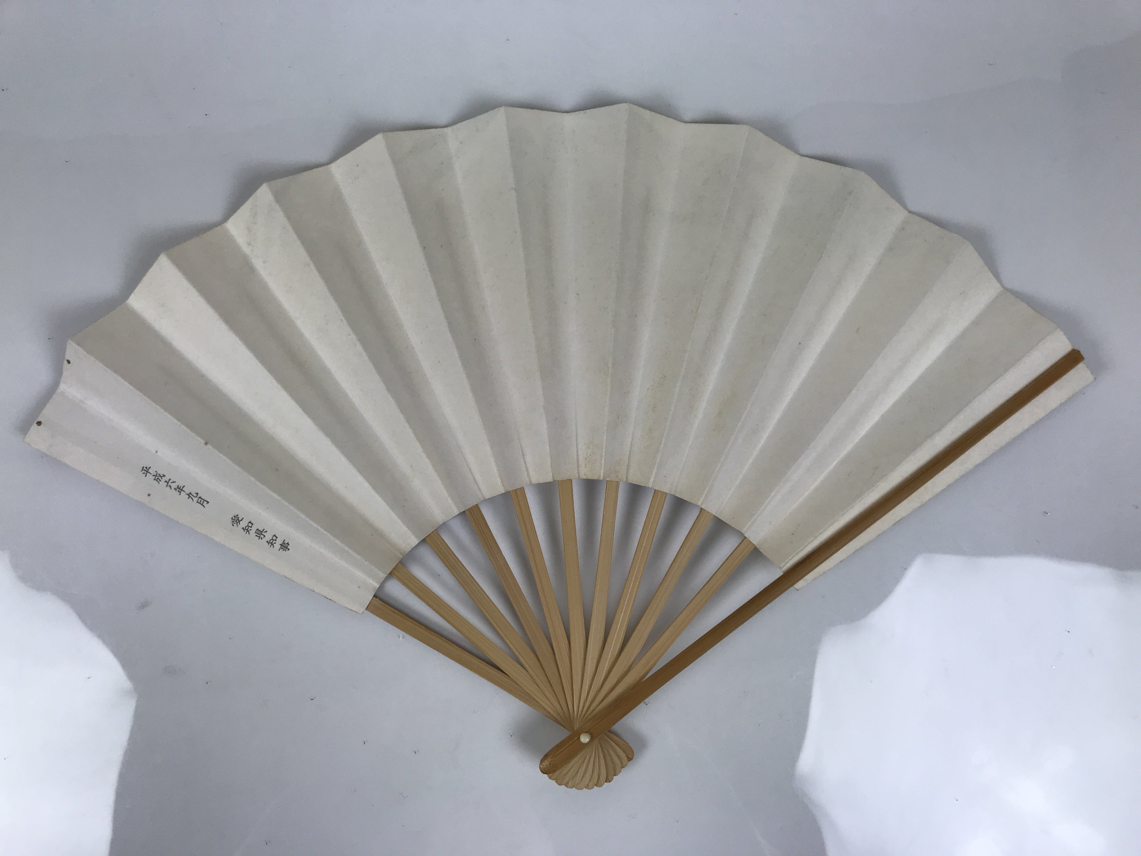 Japanese Paper Folding Fan Sensu Vtg Bamboo Frame Flowers Lilies Red 4D991