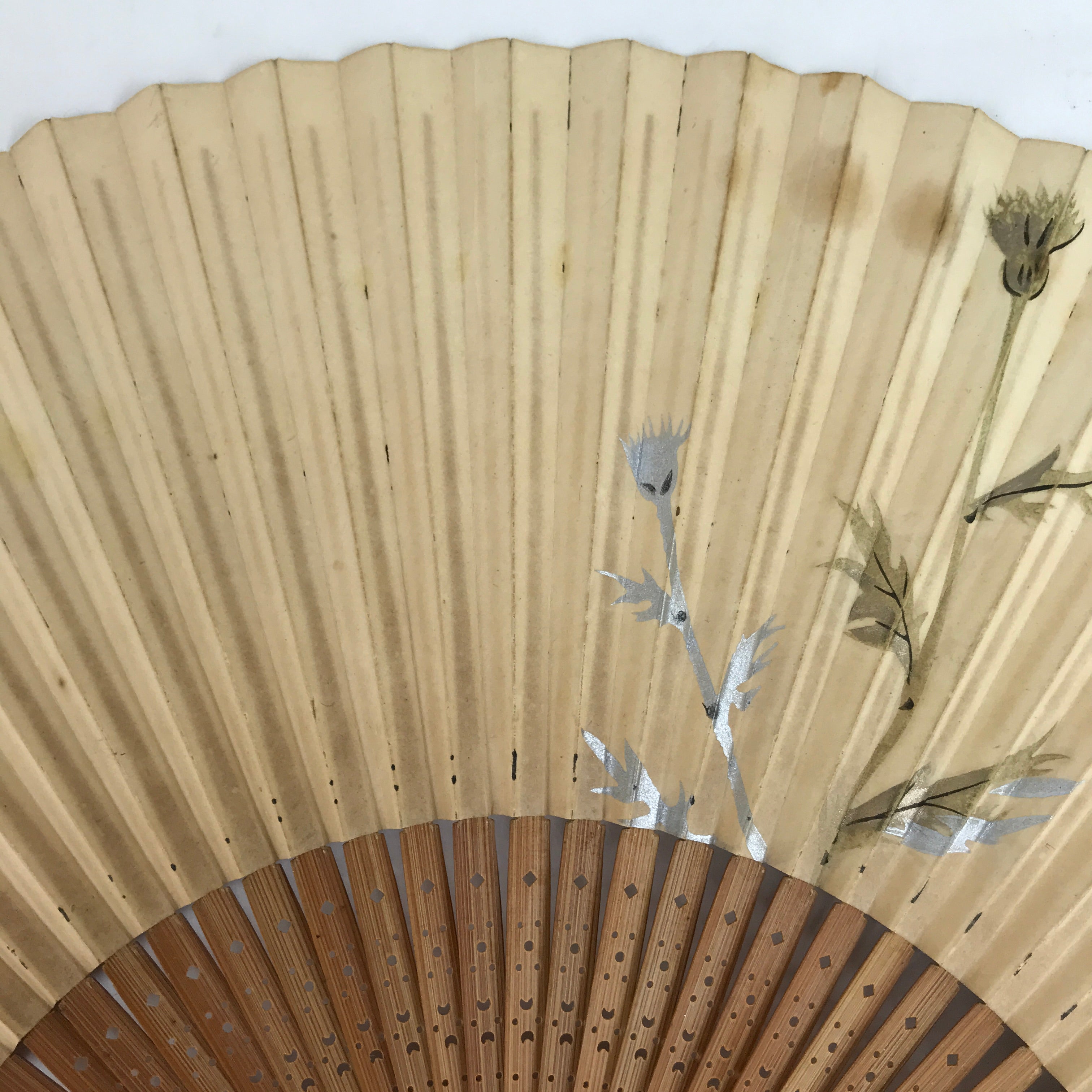 Japanese Paper Folding Fan Sensu Vtg Bamboo Frame Flowers Silver Flag 4D849