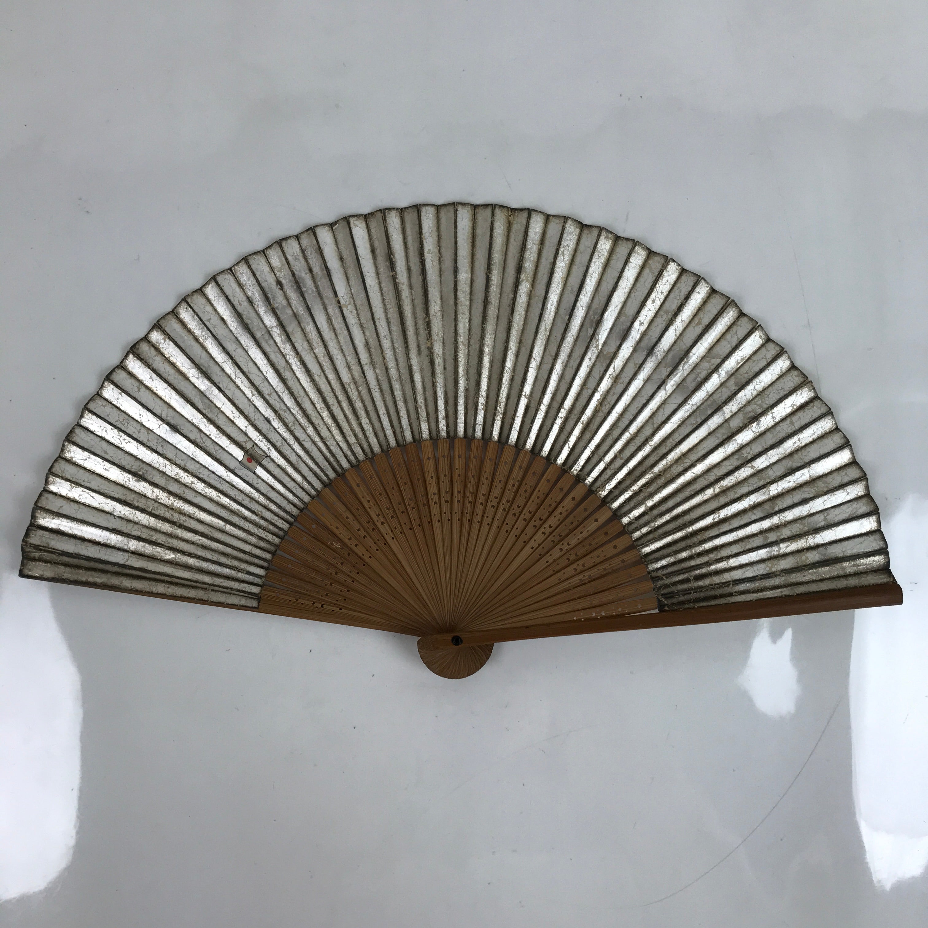 Japanese Paper Folding Fan Sensu Vtg Bamboo Frame Flowers Silver Flag 4D849