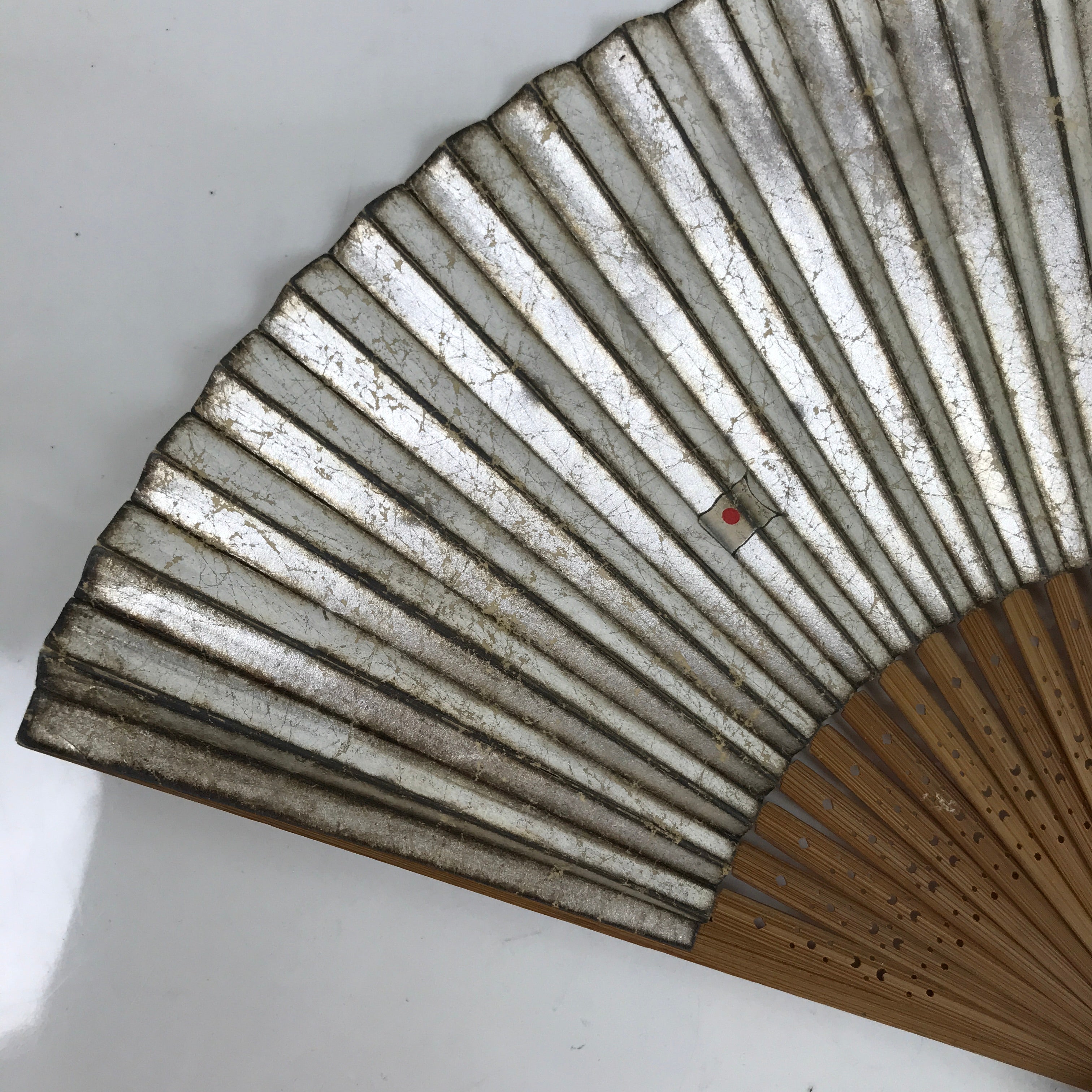 Japanese Paper Folding Fan Sensu Vtg Bamboo Frame Flowers Silver Flag 4D849