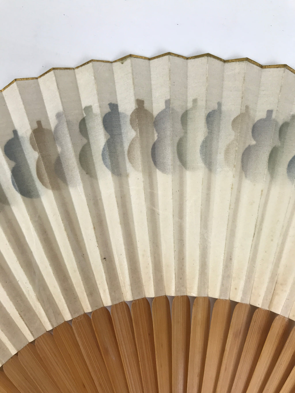 Japanese Paper Folding Fan Sensu Vtg Bamboo Frame Hyotan Gourd Pattern 4D904