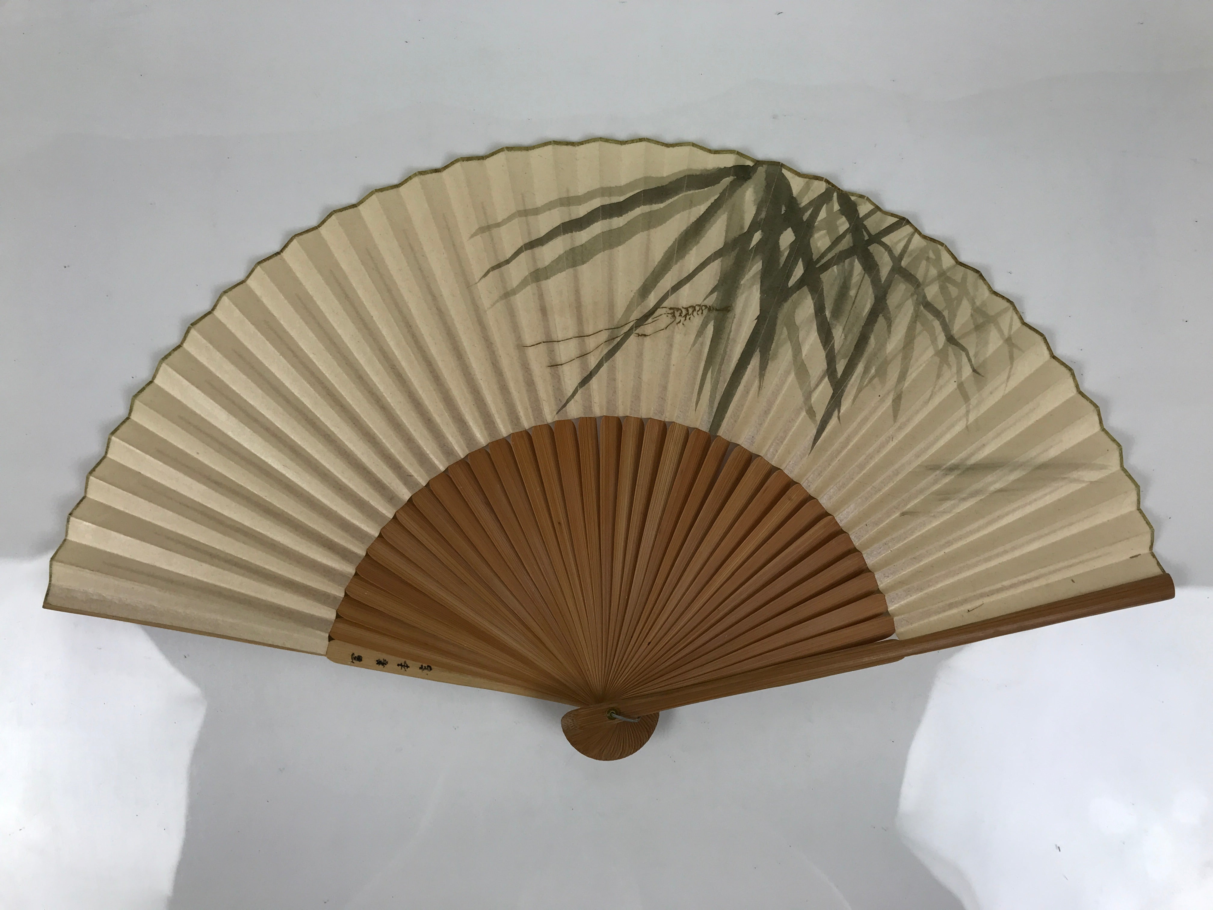 Japanese Paper Folding Fan Sensu Vtg Bamboo Frame Ise Ebi Shrimp Plants 4D897
