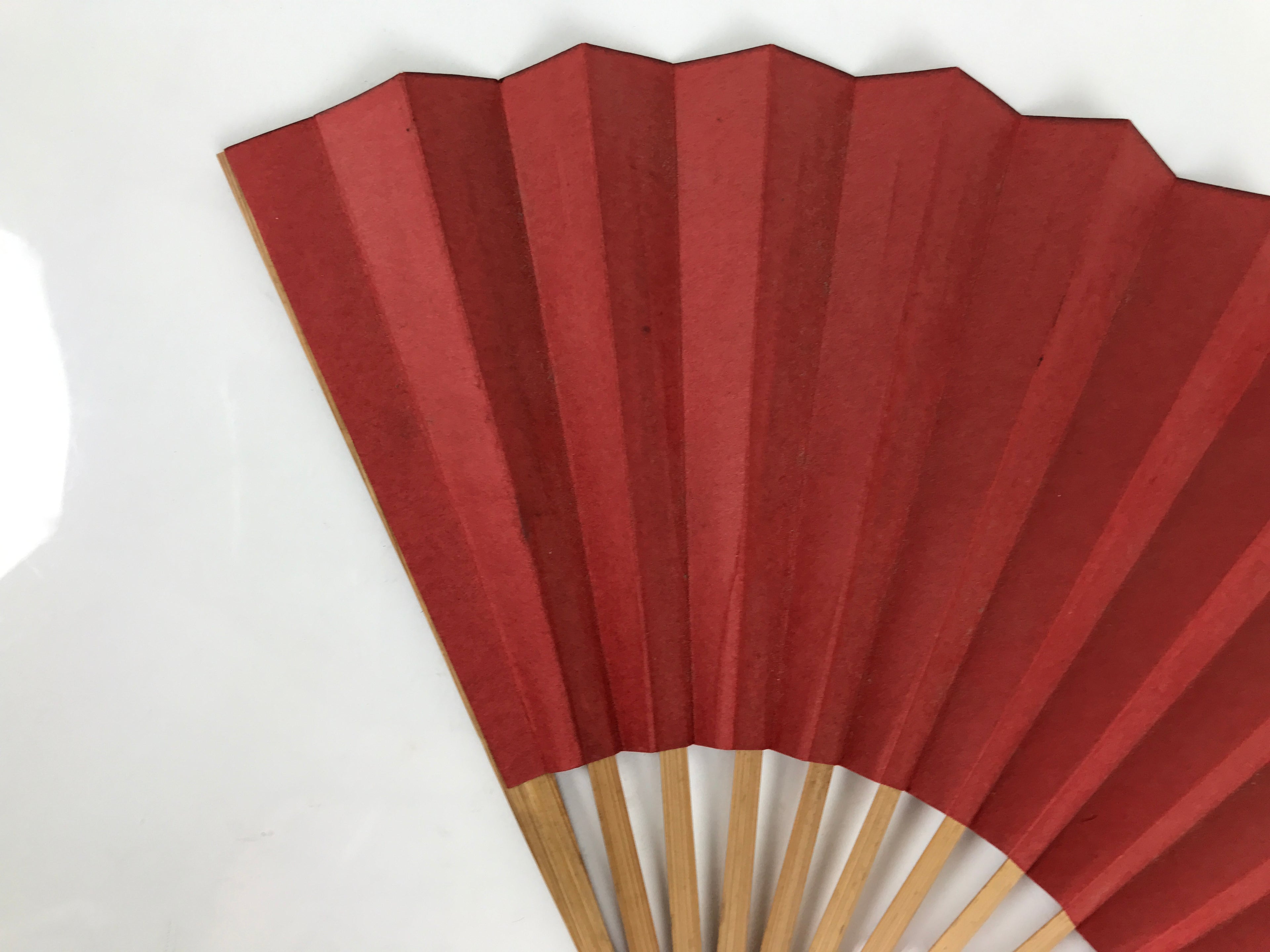 Japanese Paper Folding Fan Sensu Vtg Bamboo Frame Red Calligraphy Kanji 5D37