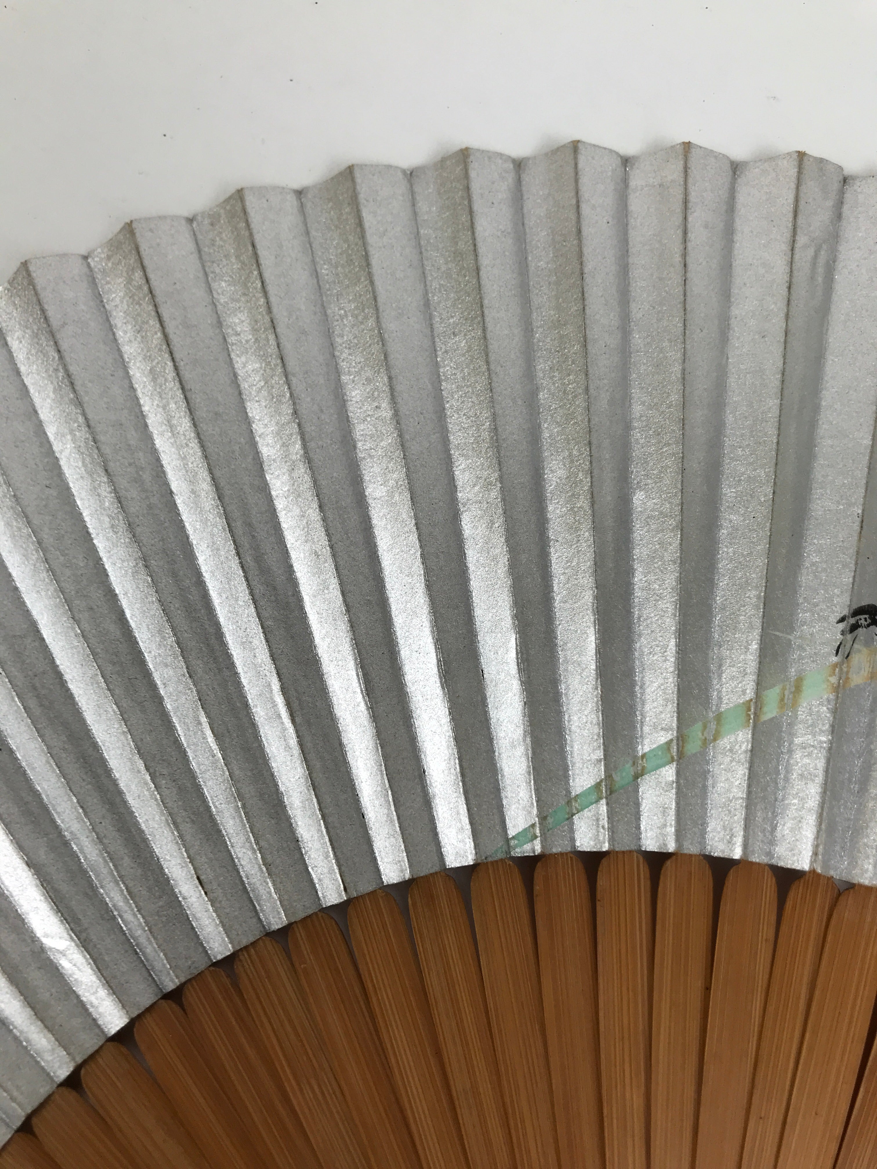 Japanese Paper Folding Fan Sensu Vtg Bamboo Frame Silver Firefly Leaves 4D933