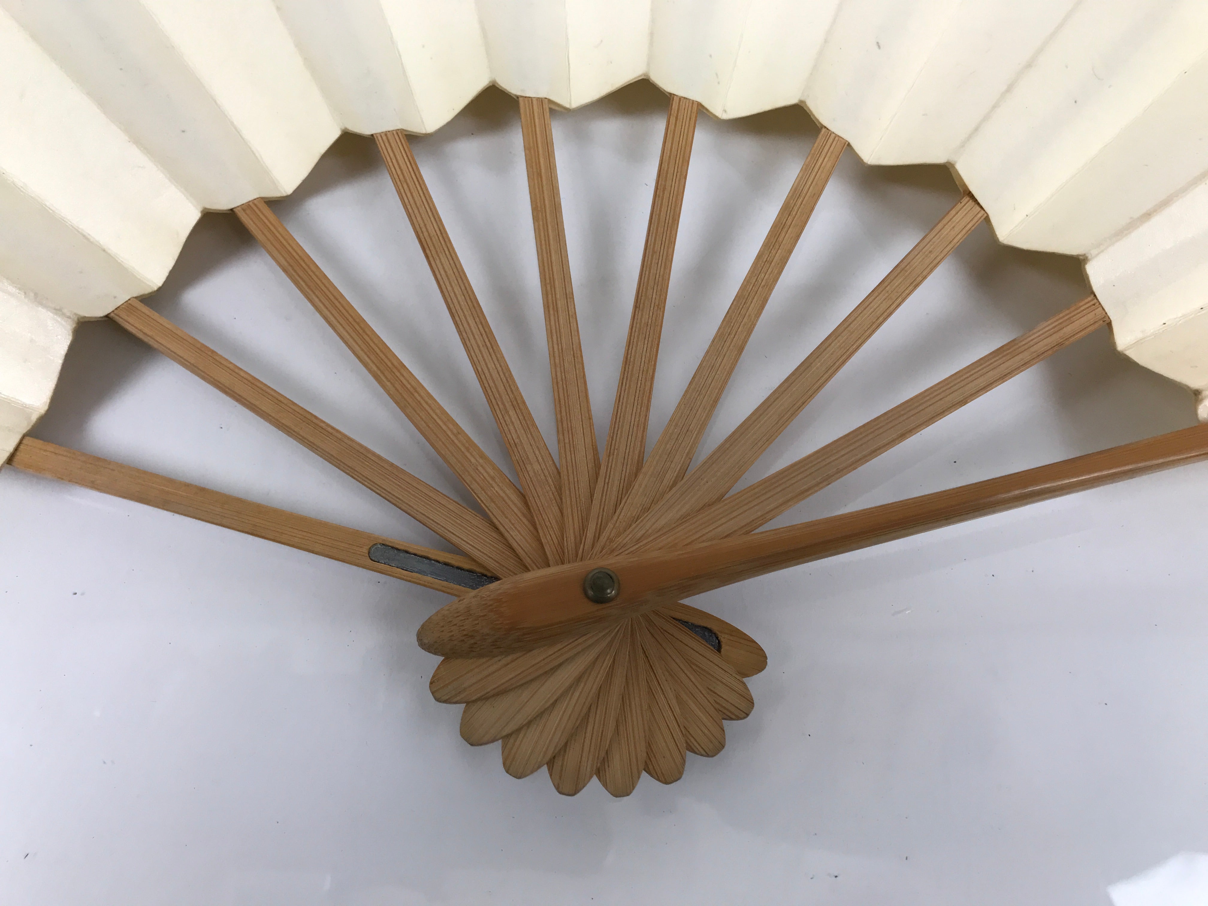 Japanese Paper Folding Fan Sensu Vtg Bamboo Frame Simple Blank Beige 4D890
