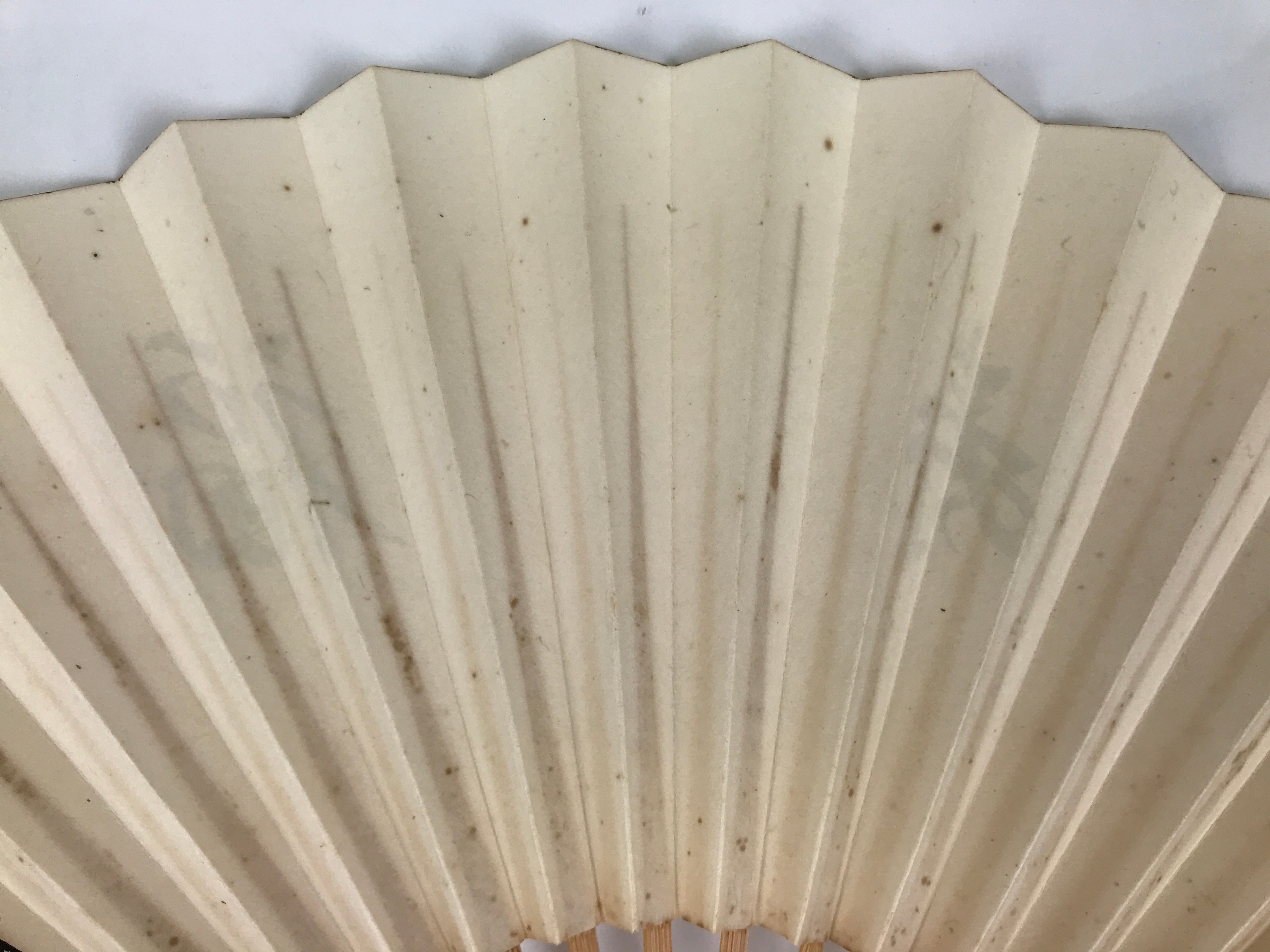 Japanese Paper Folding Fan Sensu Vtg Bamboo Frame White Calligraphy Kanji 5D34