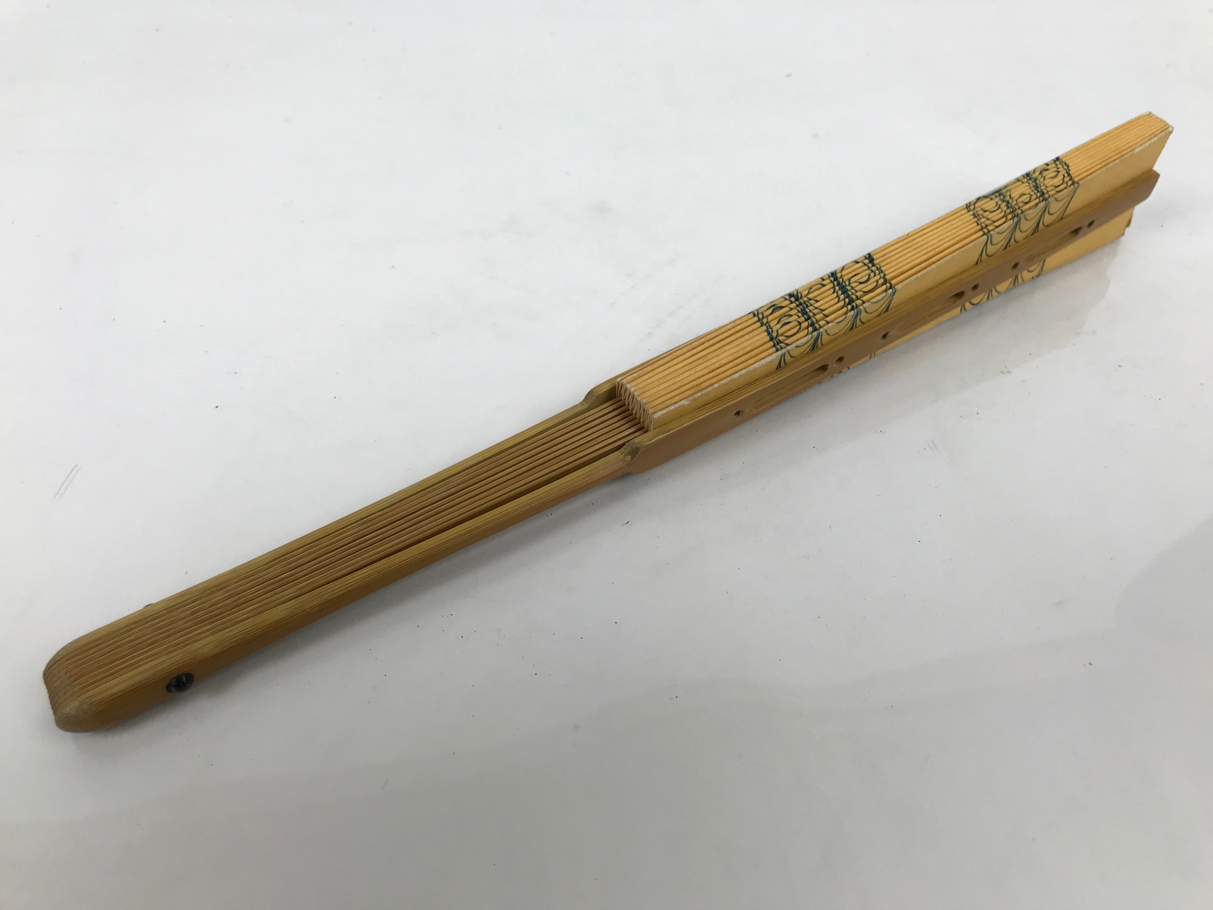 Japanese Paper Folding Fan Sensu Vtg Bamboo Frame Yellow Blue Kanzemizu 4D922