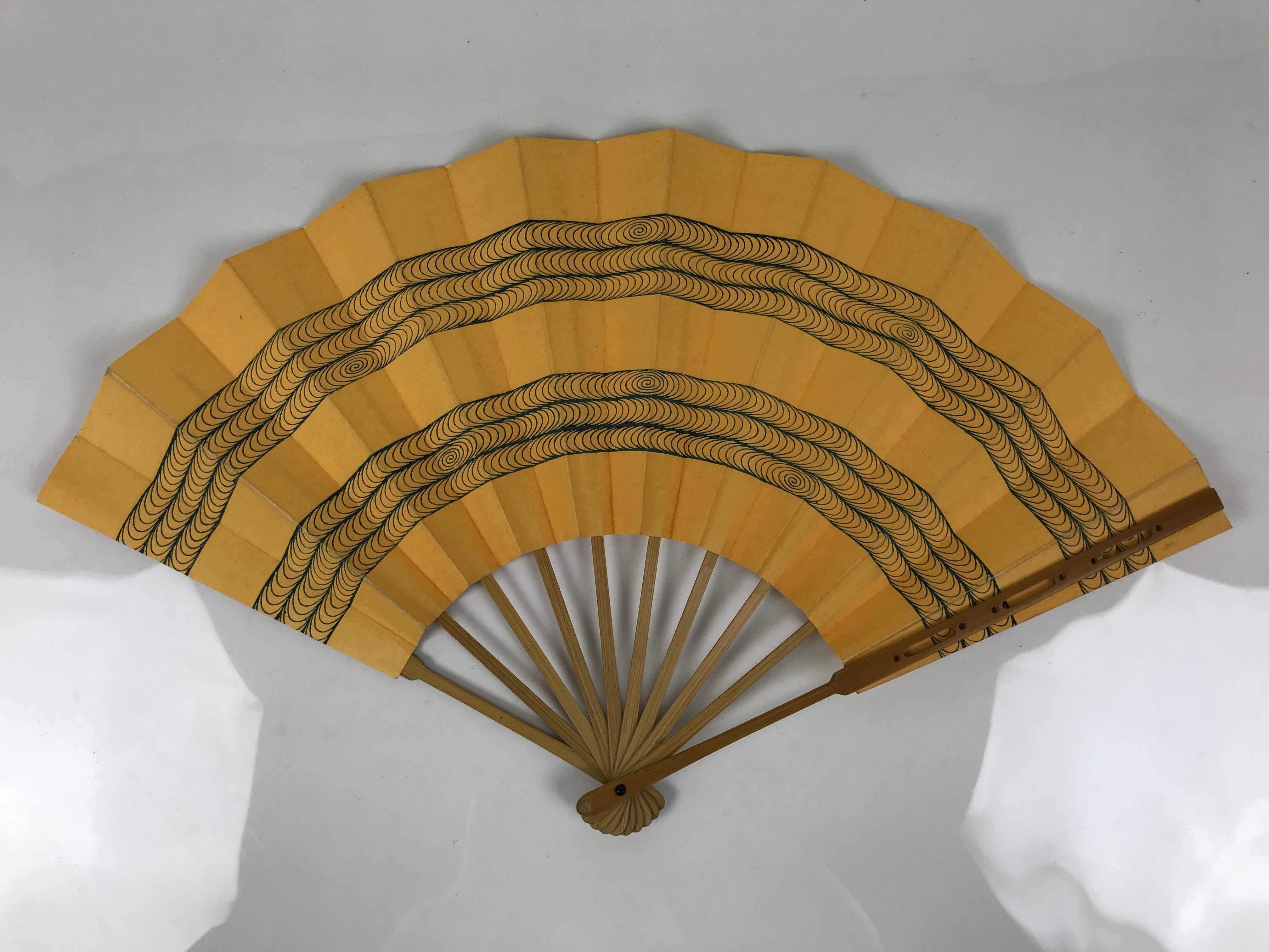 Japanese Paper Folding Fan Sensu Vtg Bamboo Frame Yellow Blue Kanzemizu 4D922