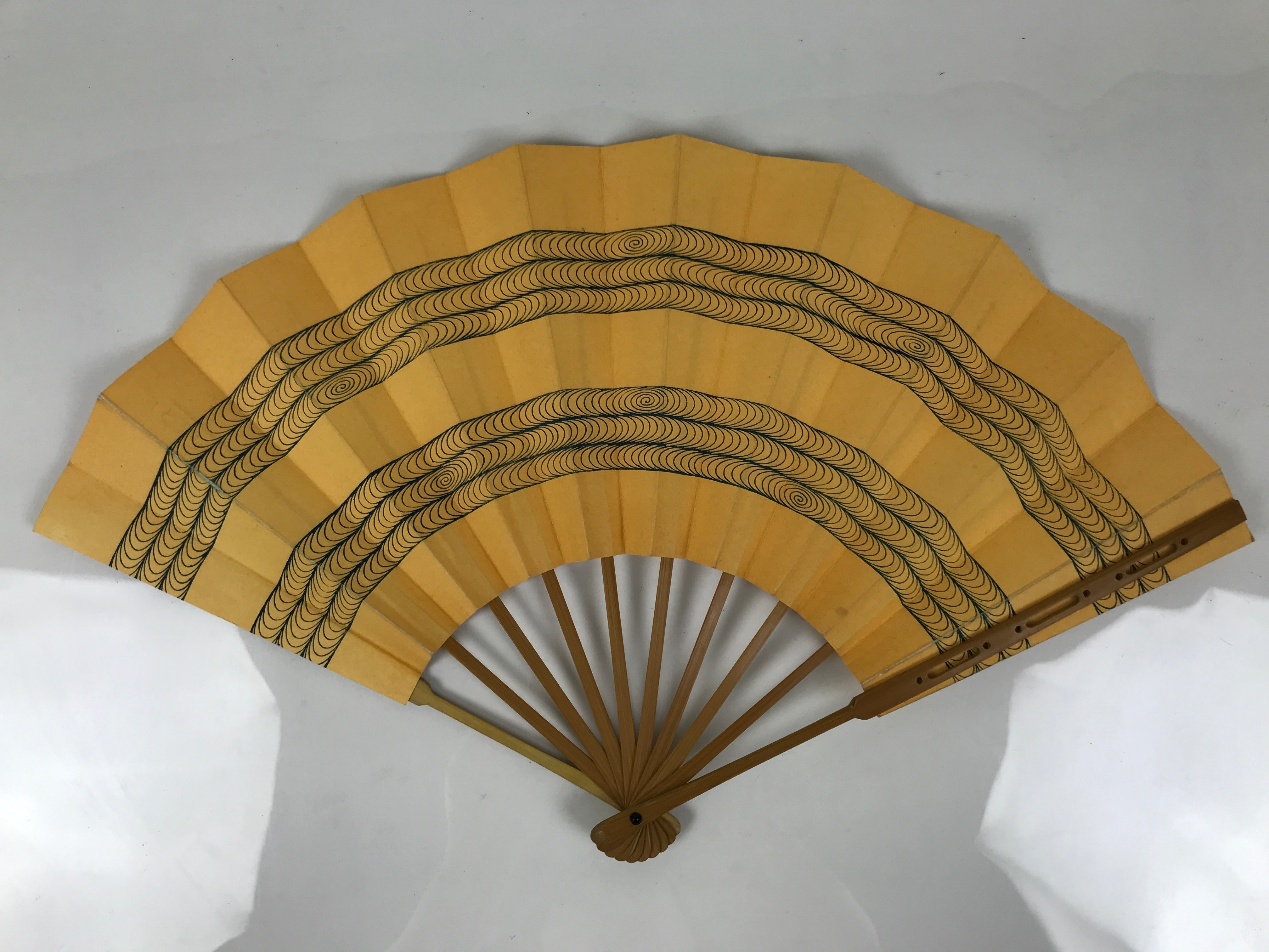 Japanese Paper Folding Fan Sensu Vtg Bamboo Frame Yellow Blue Kanzemizu 4D922