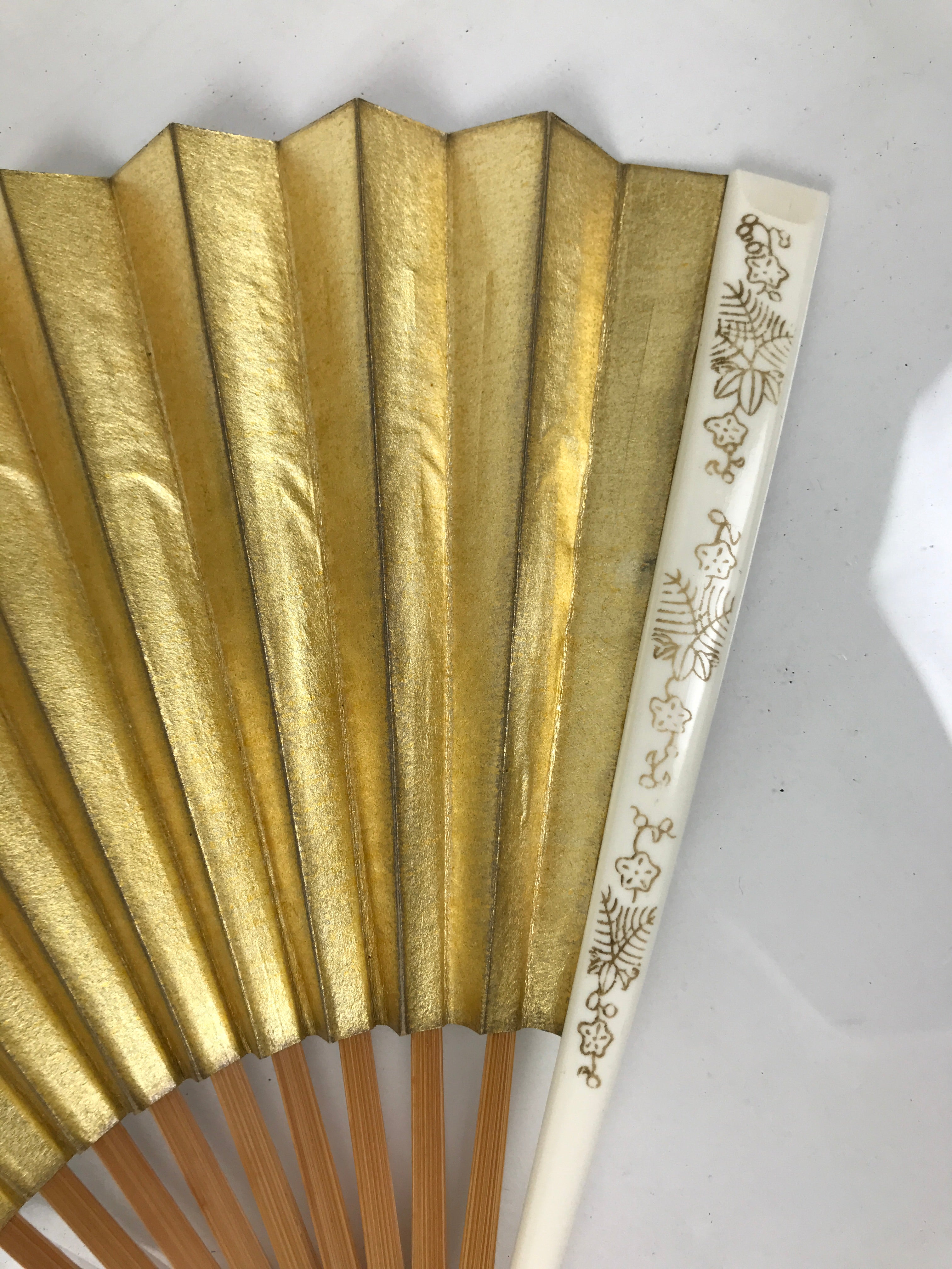 Japanese Paper Folding Fan Sensu Vtg Bamboo Resin Gold Silver White Formal 4D906