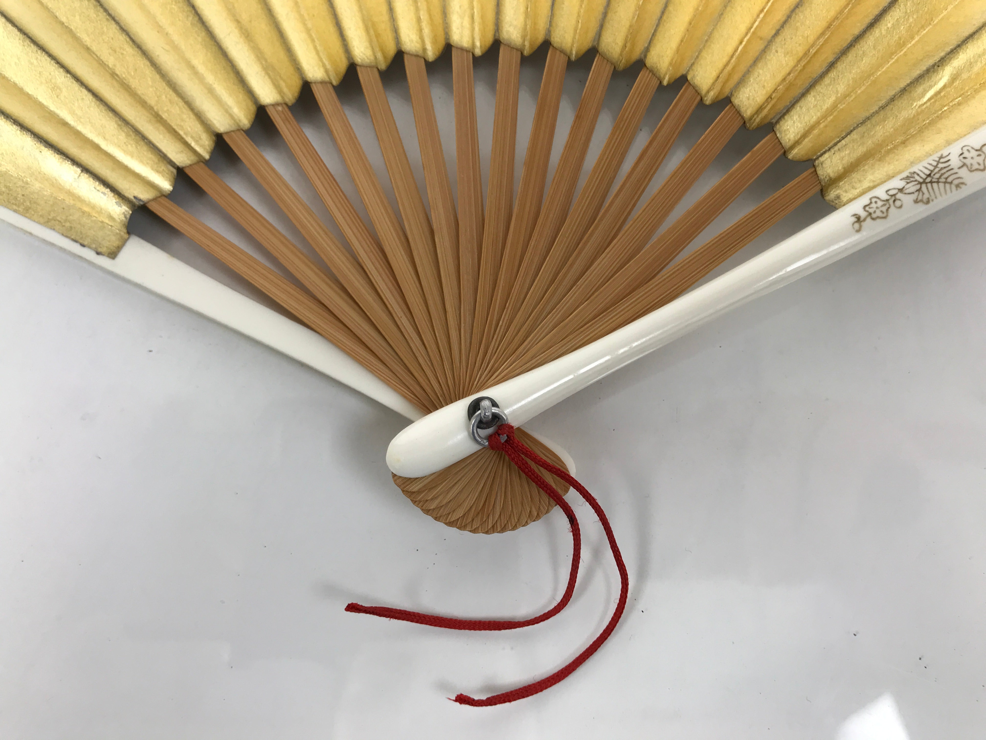 Japanese Paper Folding Fan Sensu Vtg Bamboo Resin Gold Silver White Formal 4D906