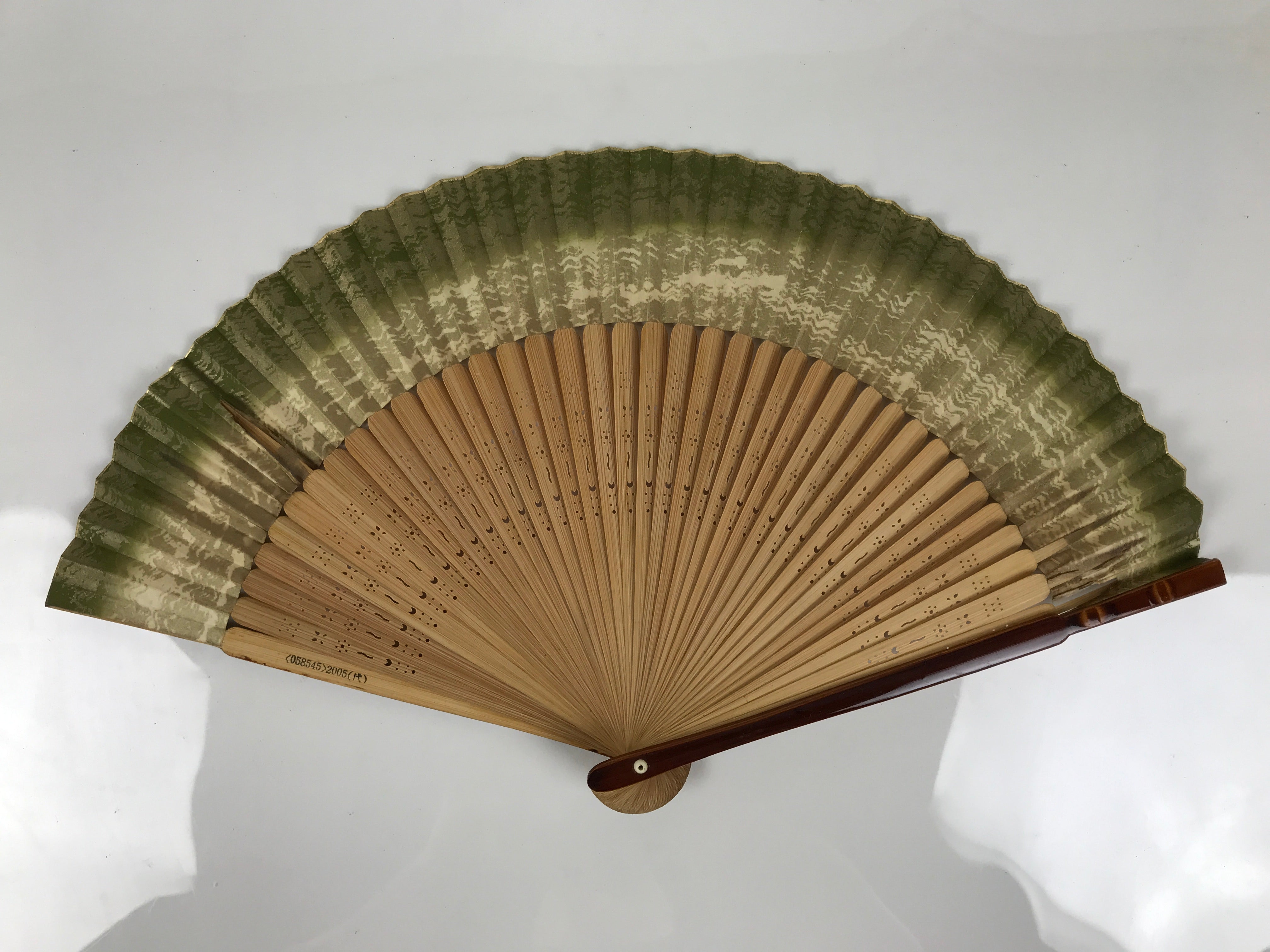 Japanese Paper Folding Fan Sensu Vtg Lacquer Bamboo Frame Green Gold Waves 4D900