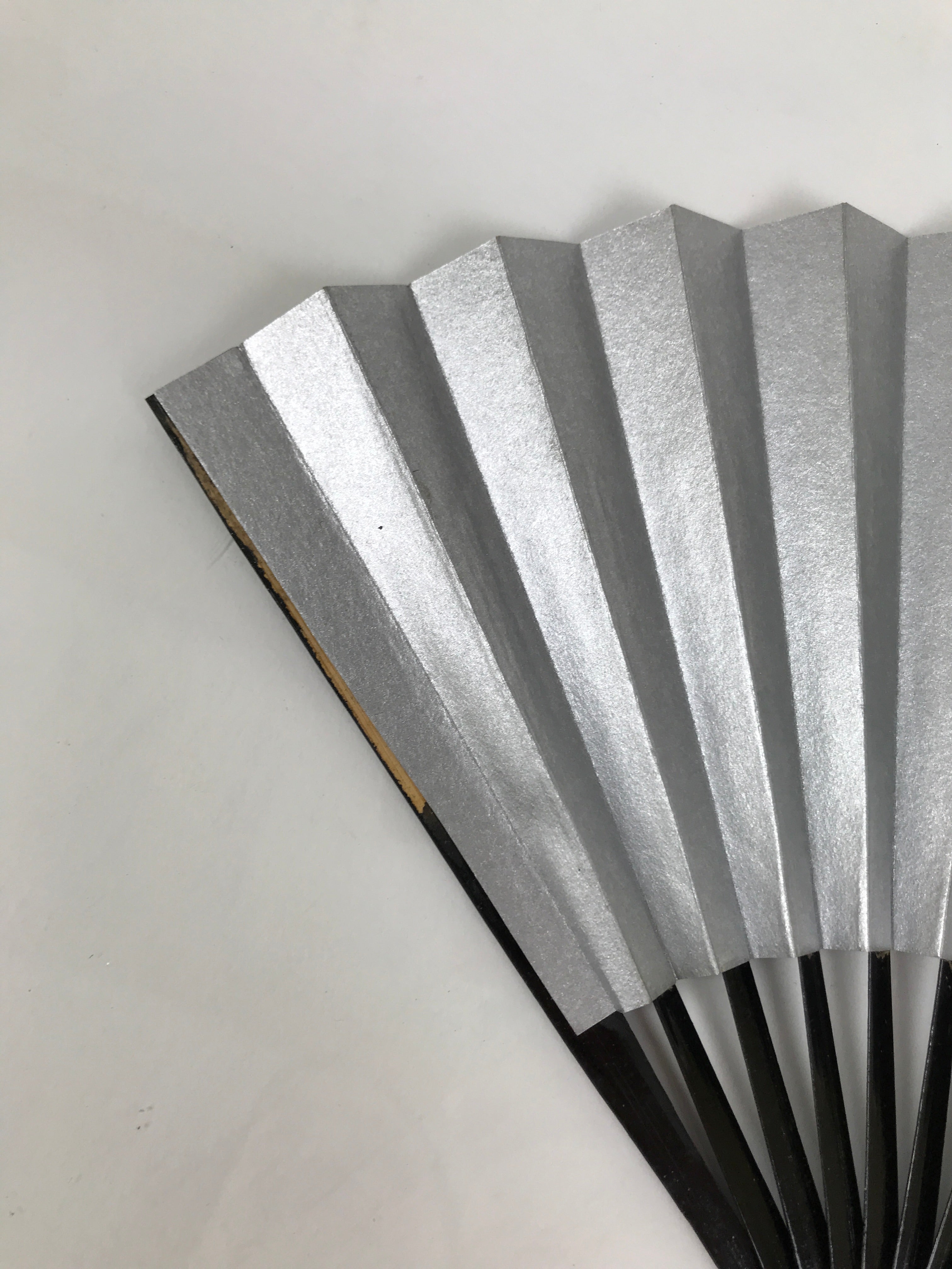 Japanese Paper Folding Fan Sensu Vtg Lacquered Bamboo Gold Silver Formal 4D894