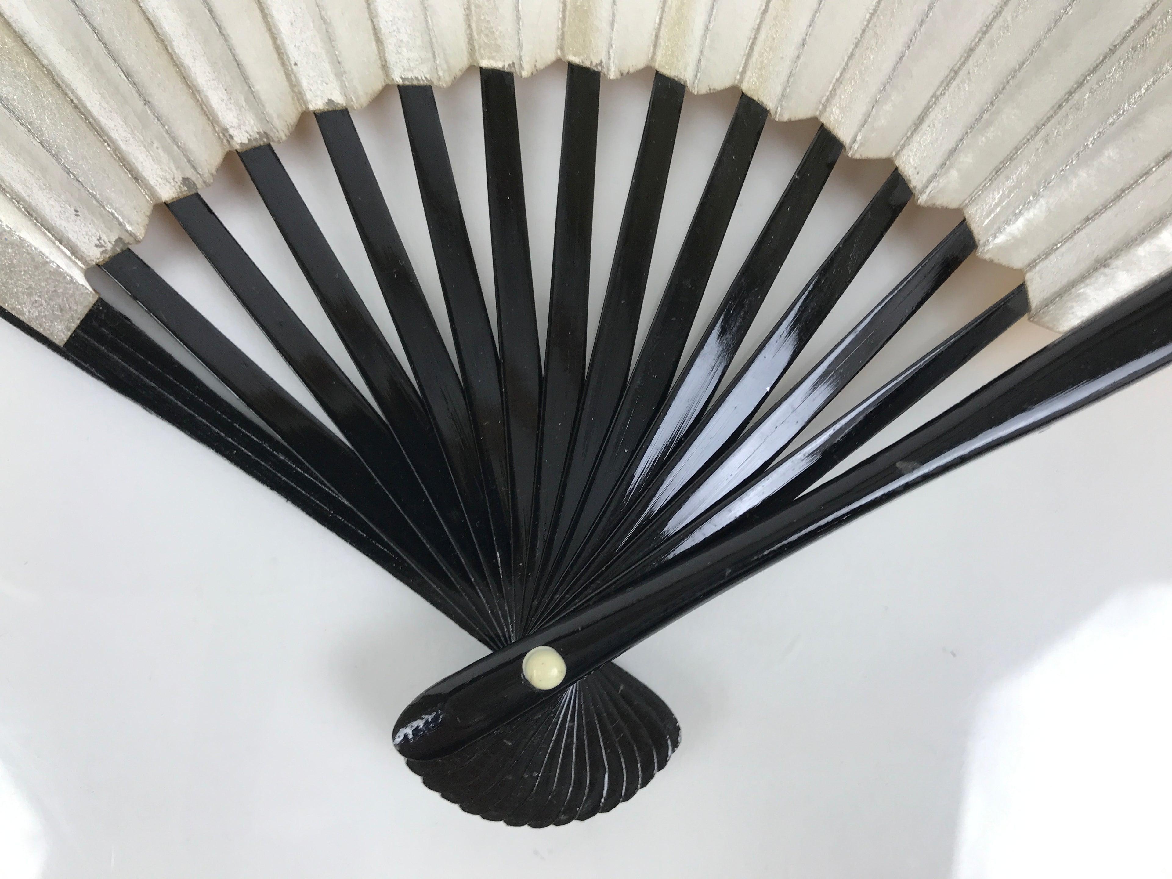 Japanese Paper Folding Fan Sensu Vtg Lacquered Bamboo Gold Silver Formal 4D957