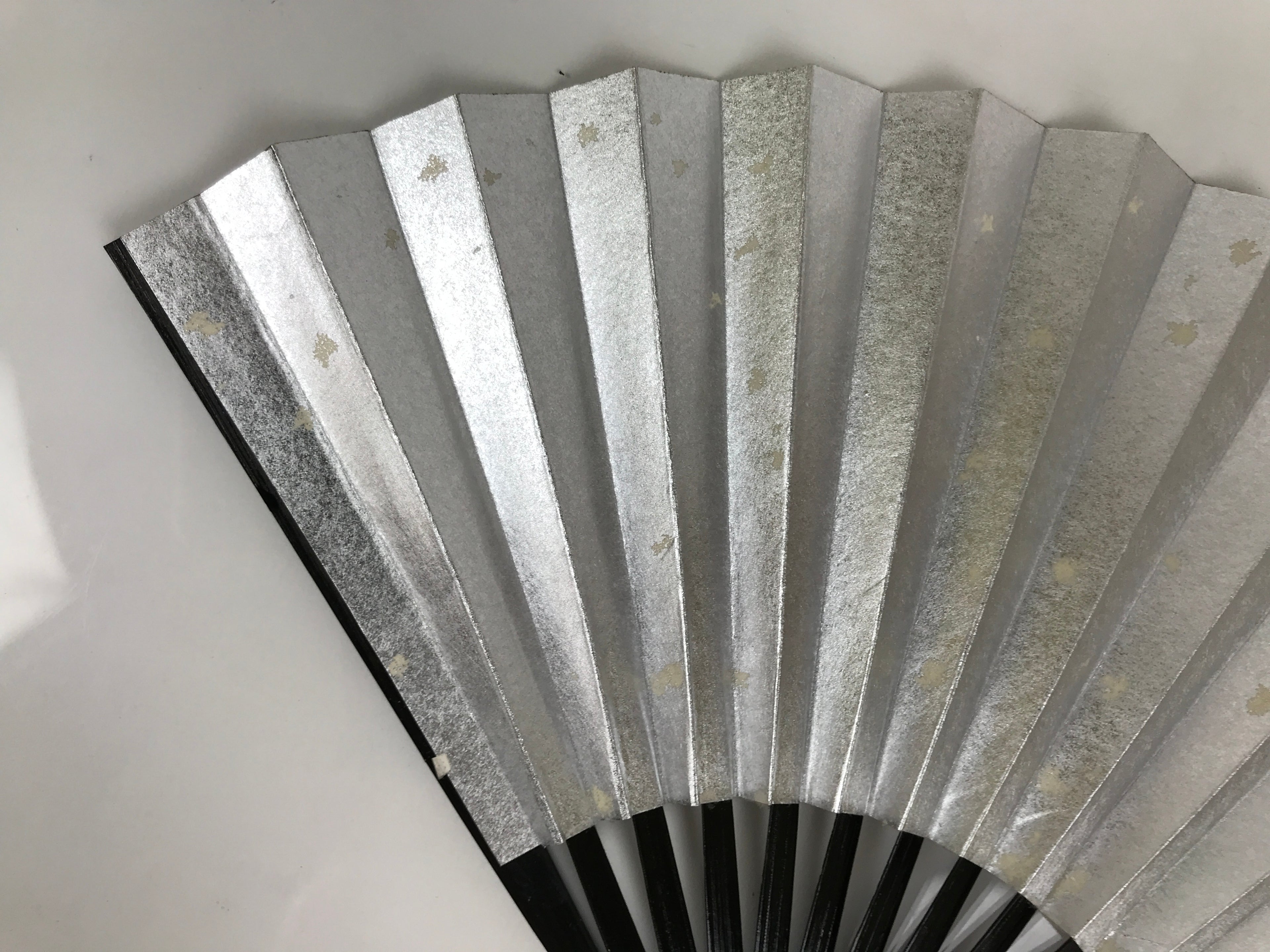 Japanese Paper Folding Fan Sensu Vtg Lacquered Bamboo Gold Silver Formal 4D959