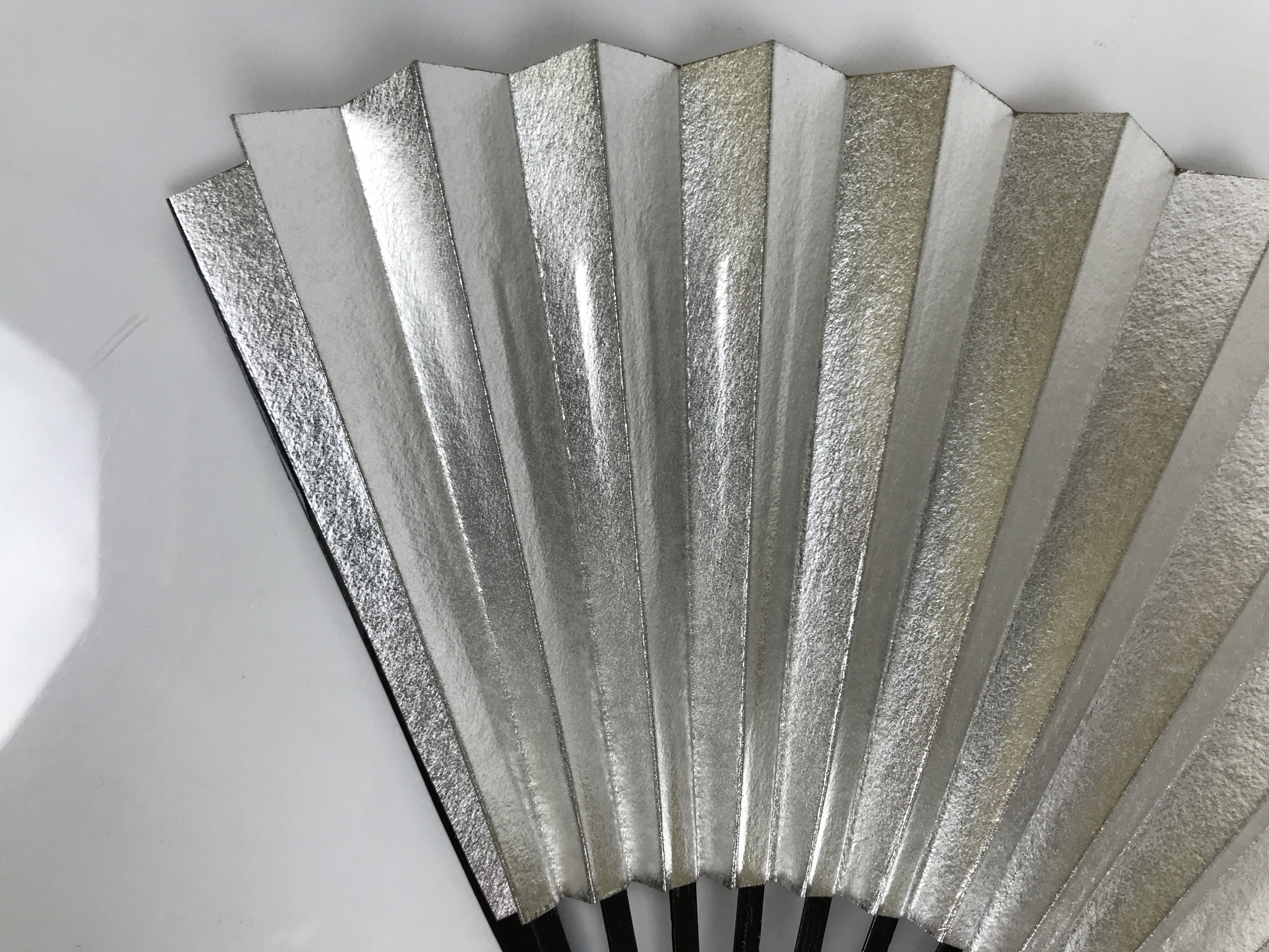 Japanese Paper Folding Fan Sensu Vtg Lacquered Bamboo Gold Silver Formal 5D7