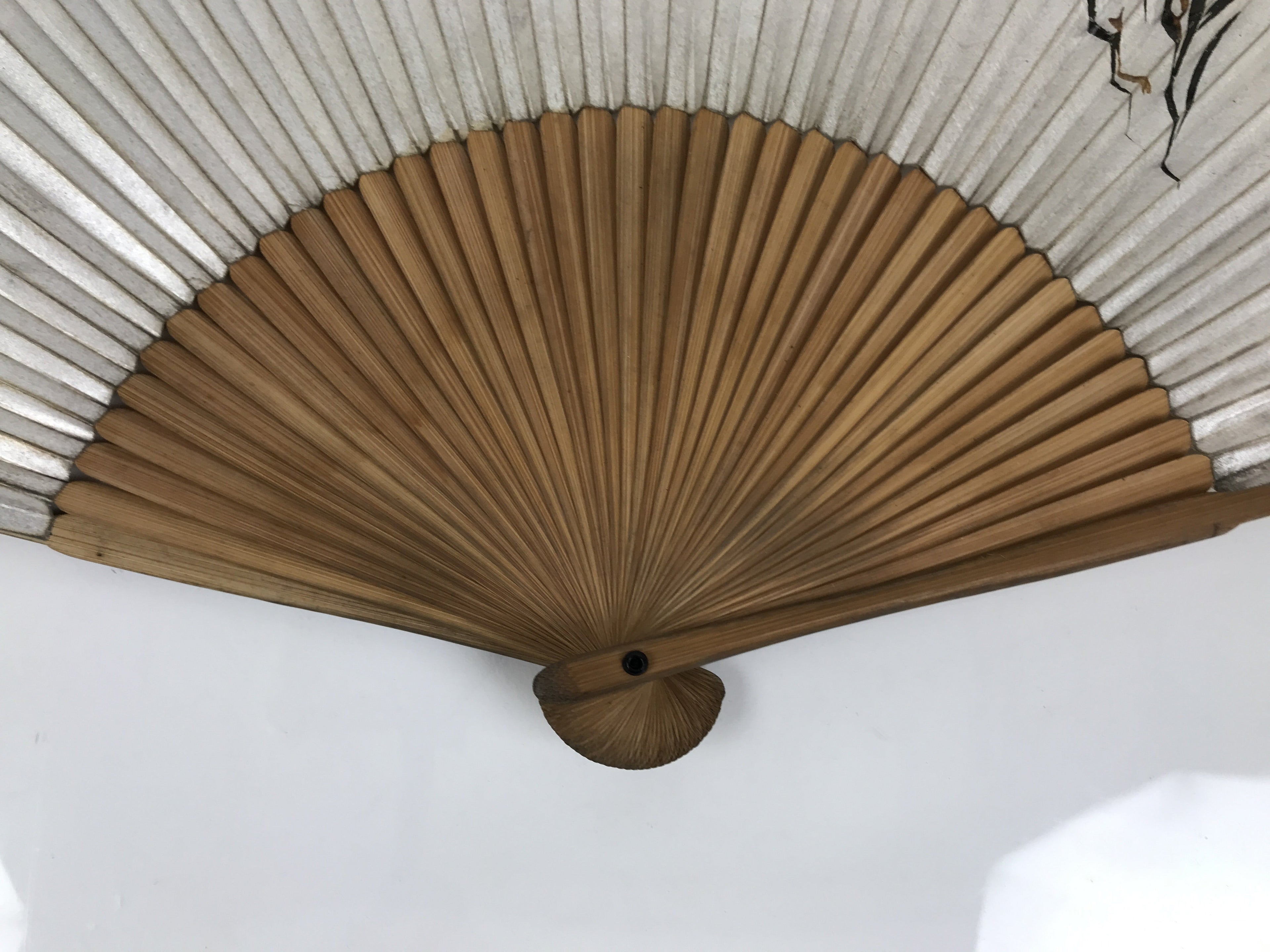 Japanese Paper Folding Fan Vtg Sensu Bamboo Frame Black Grass Plants Silver 5D14