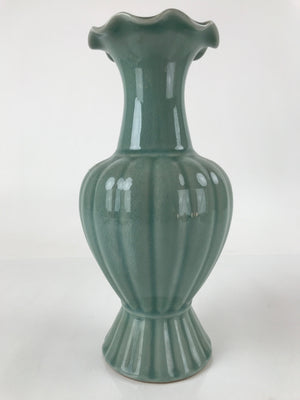 Japanese Porcelain Celedon Flower Vase Ikebana Kabin Crackle Glaze Green PX729