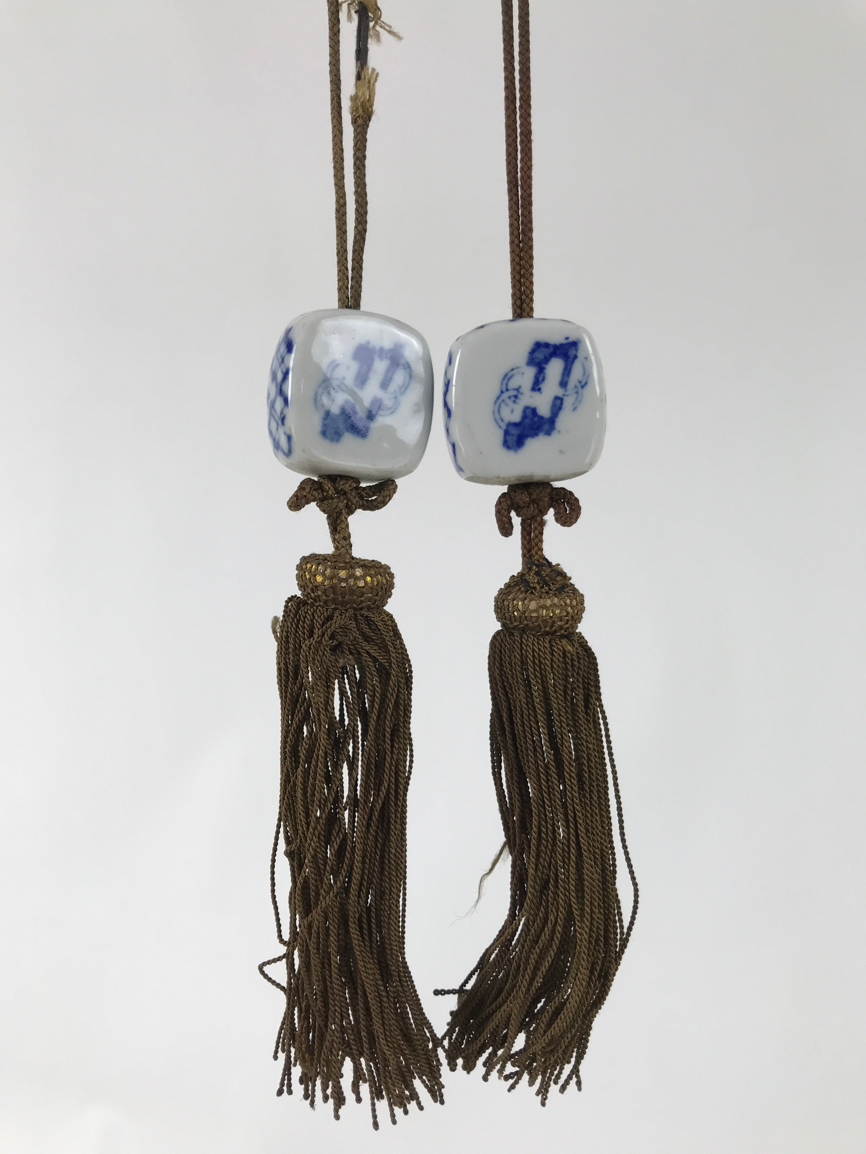 Japanese Porcelain Hanging Scroll Weights Vtg Fuchin Kakejiku Brown Tassel FC361